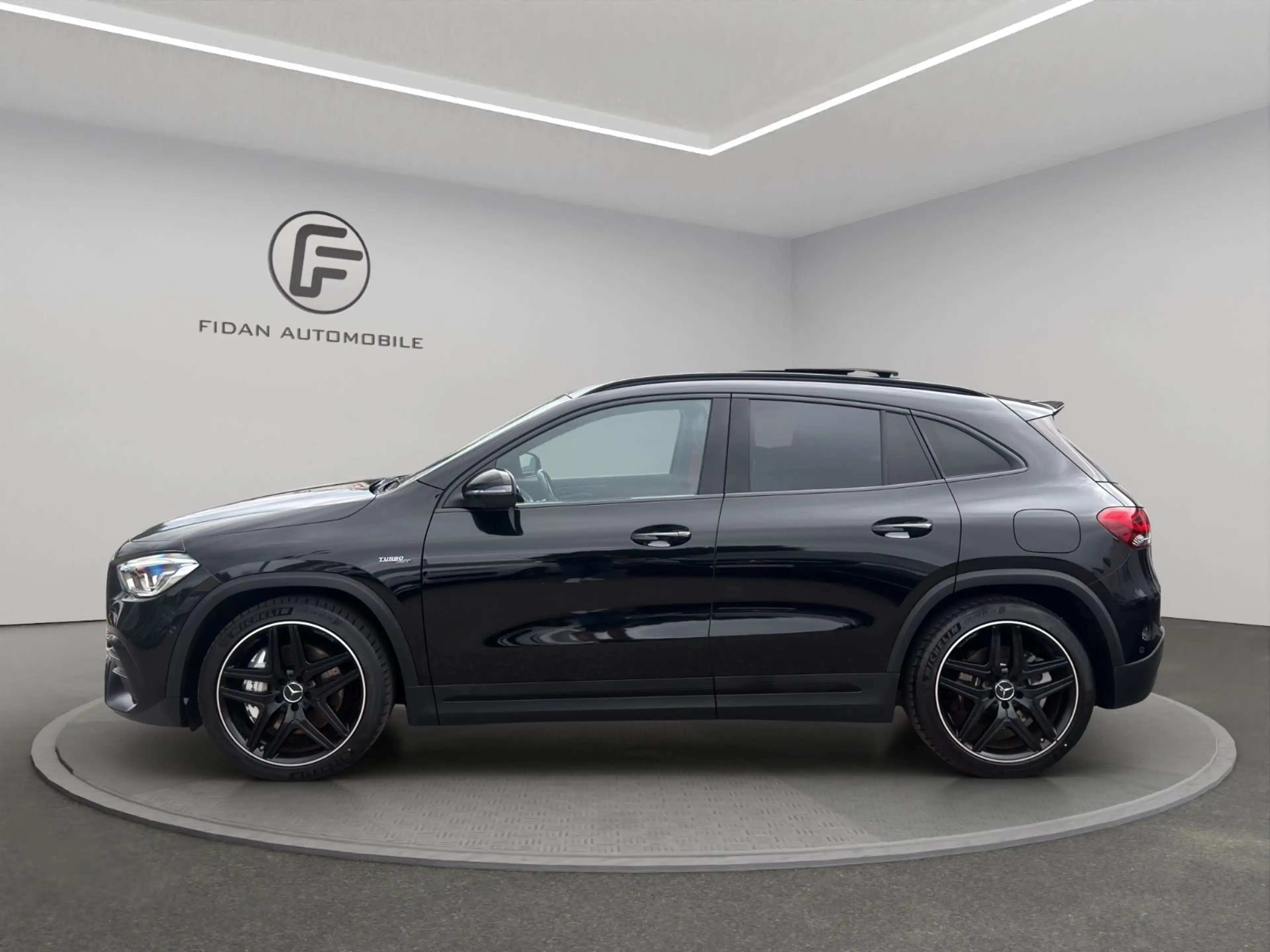 Mercedes-Benz GLA 35 AMG GLA 35  4M AMG Line Pano*roteGurt*Burm*360°*App — photo 2