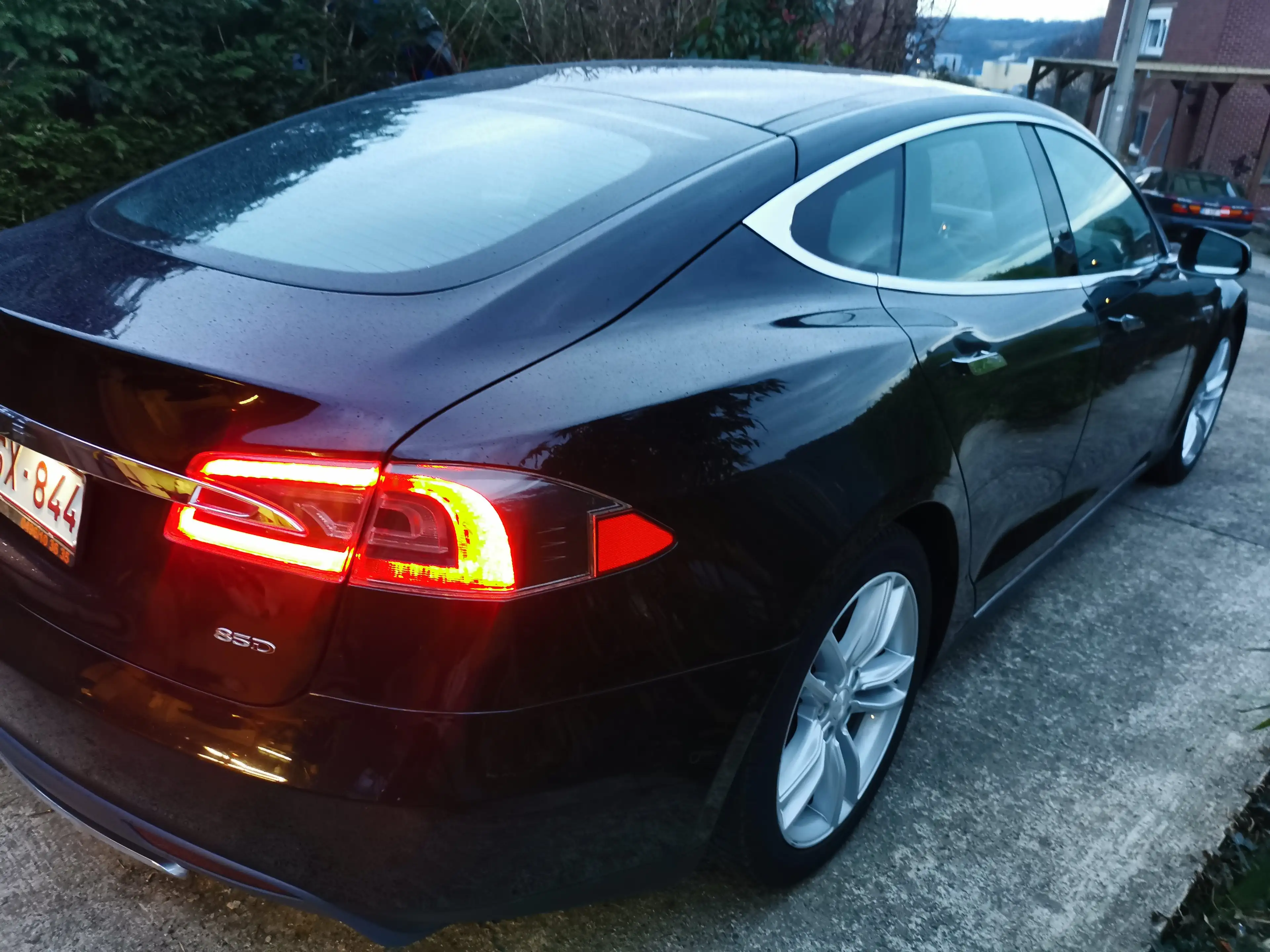 Tesla Model S Model S 85 kWh — photo 5