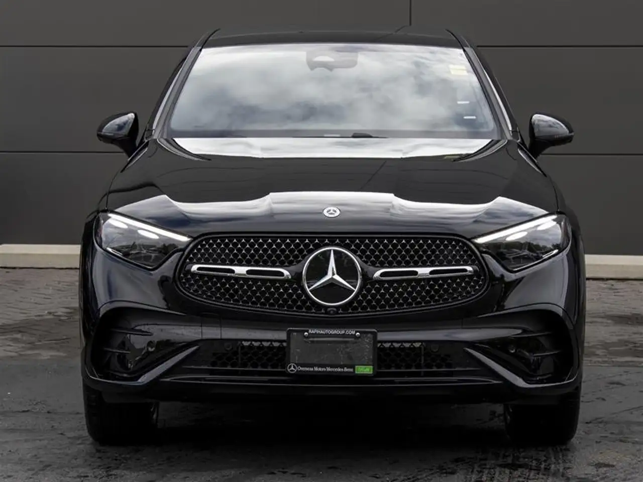 Mercedes-Benz GLC снимка Mercedes-Benz GLC