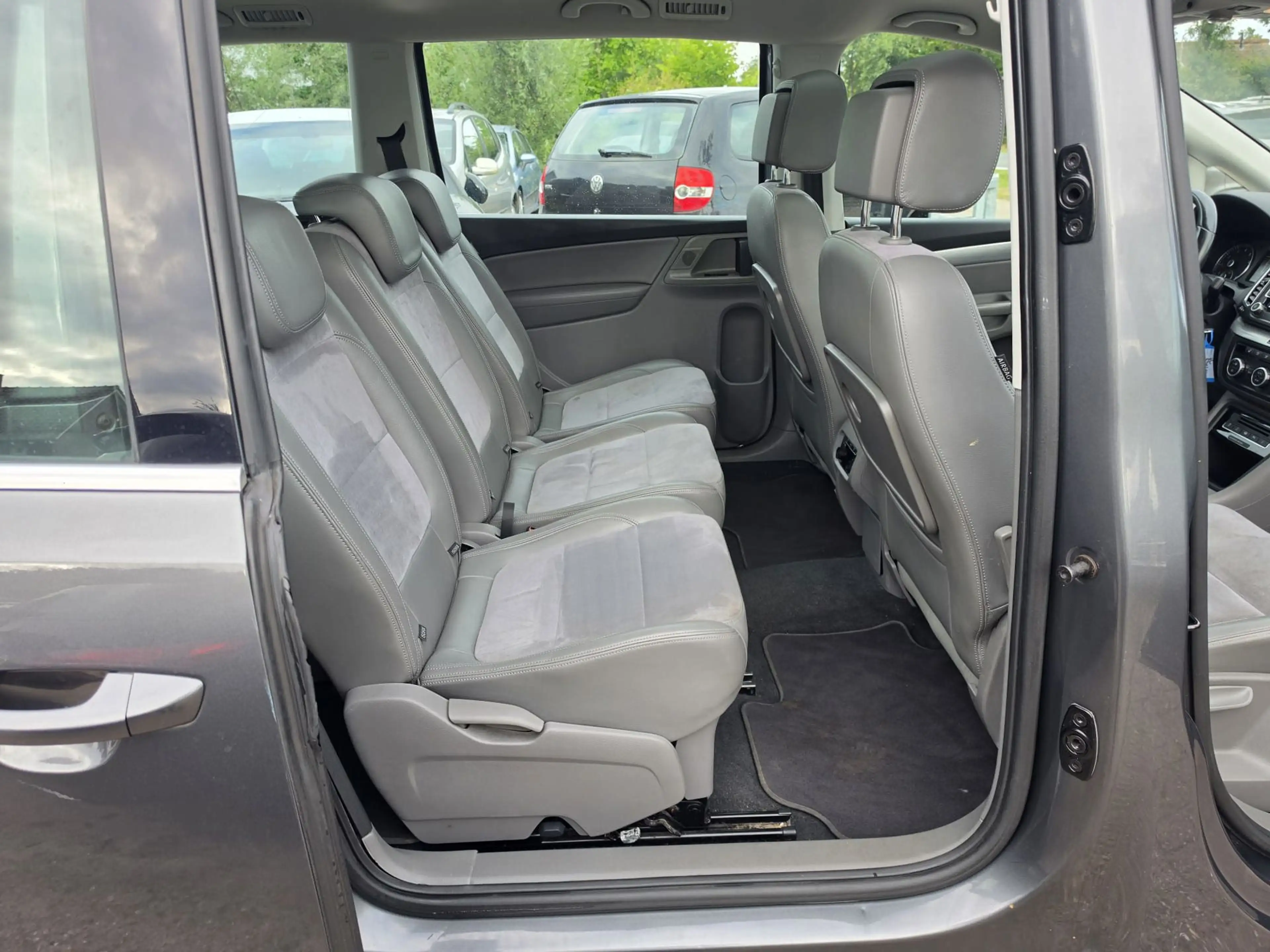 Volkswagen Sharan 1.4 TSI Highline 7p. — photo 9