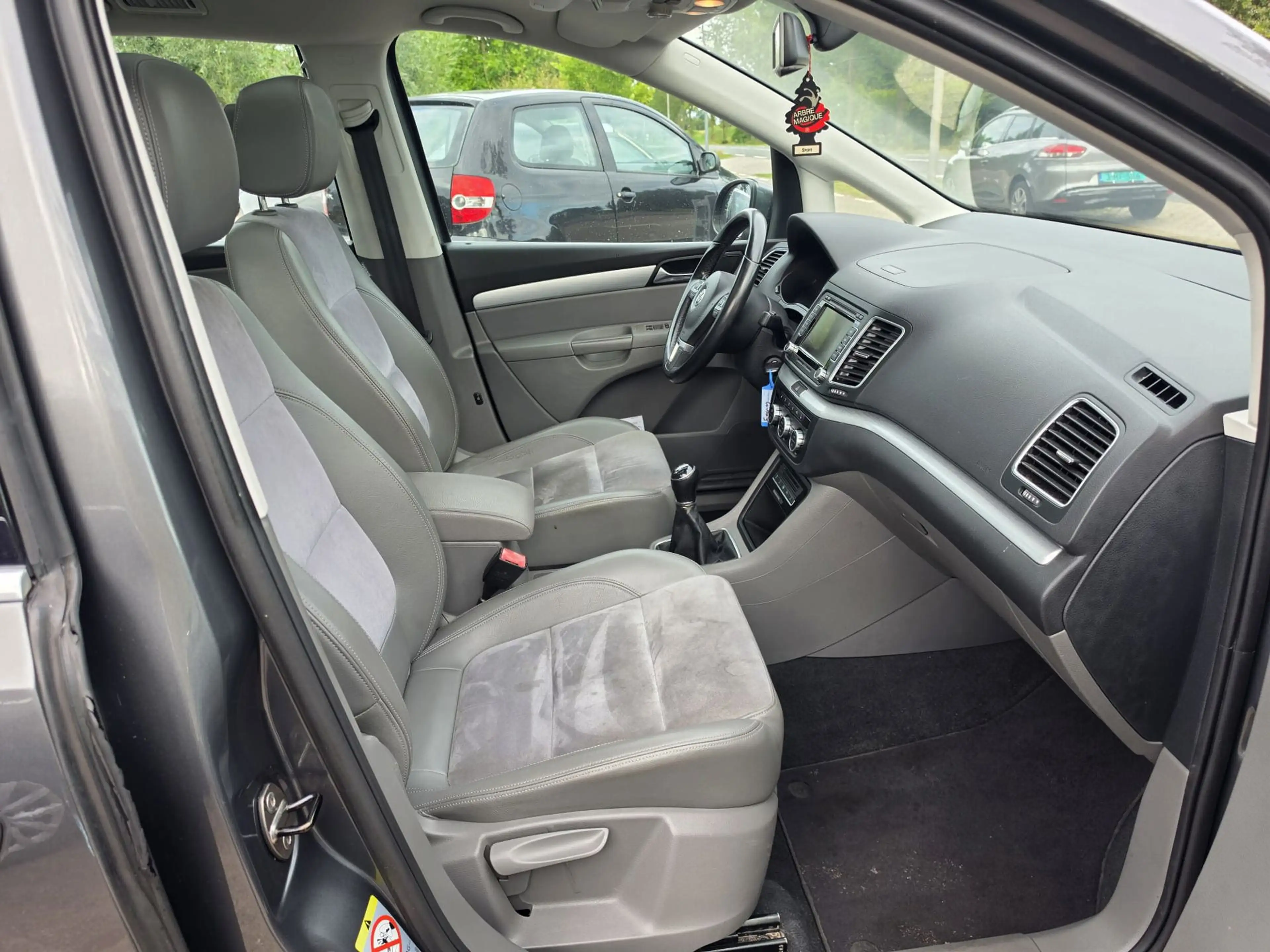 Volkswagen Sharan 1.4 TSI Highline 7p. — photo 7