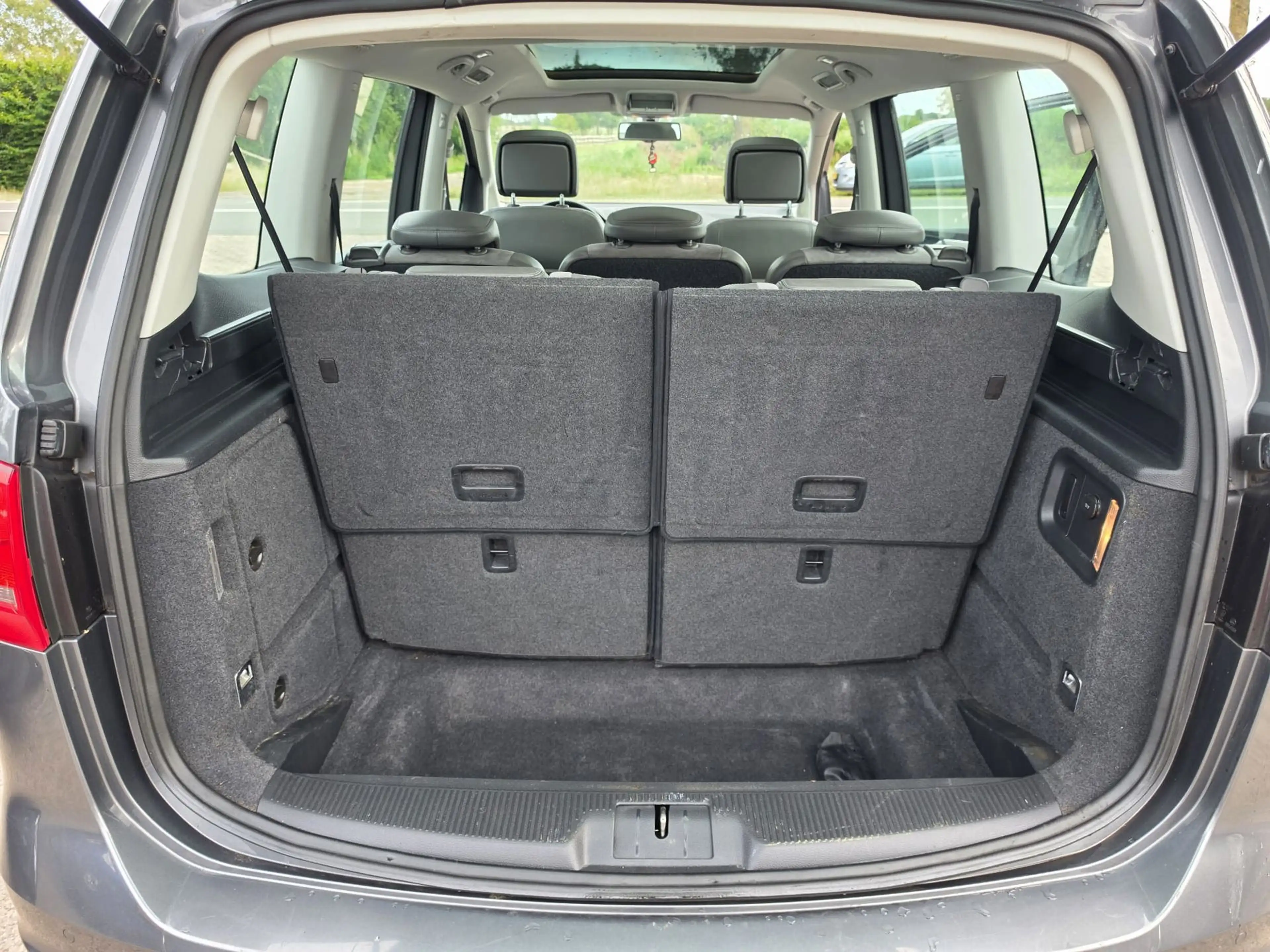 Volkswagen Sharan 1.4 TSI Highline 7p. — photo 10