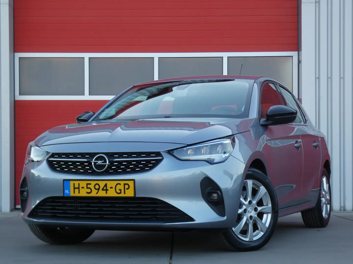 Opel Corsa 1.2 Elegance/ lage km/ zeer mooi! Grijs - 1