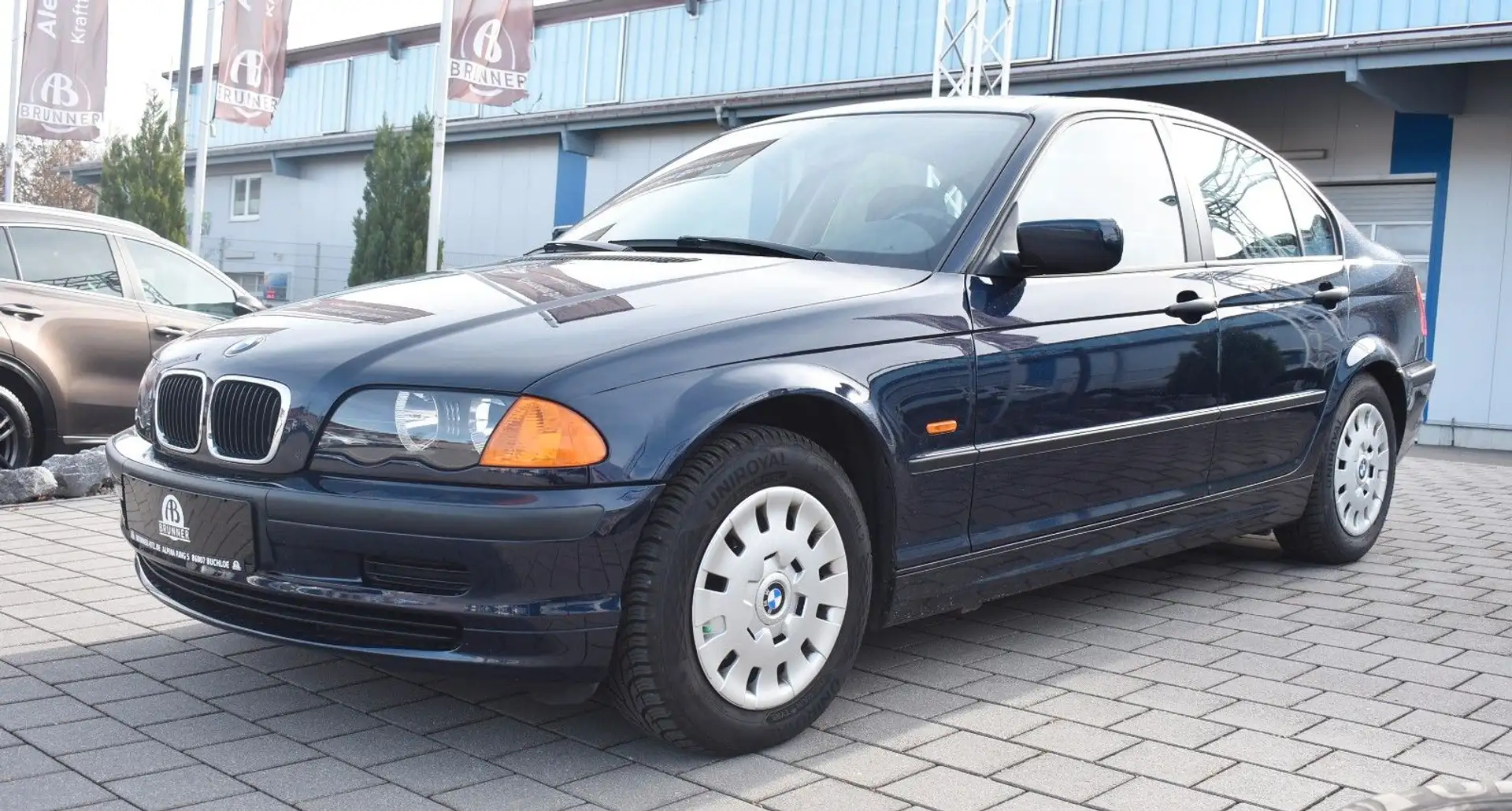 BMW 318 i Bleu - 2