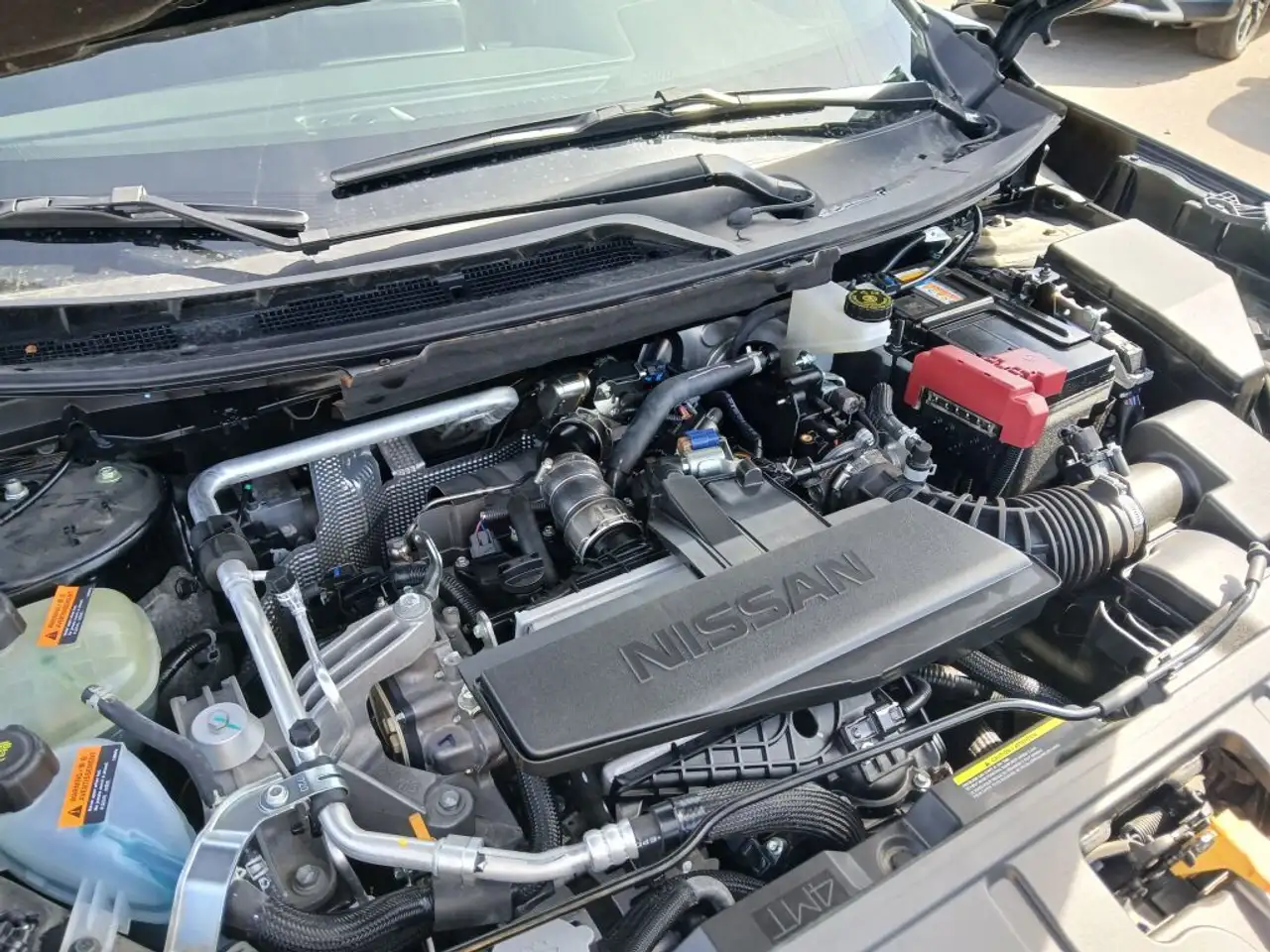Nissan Rogue снимка Nissan Rogue