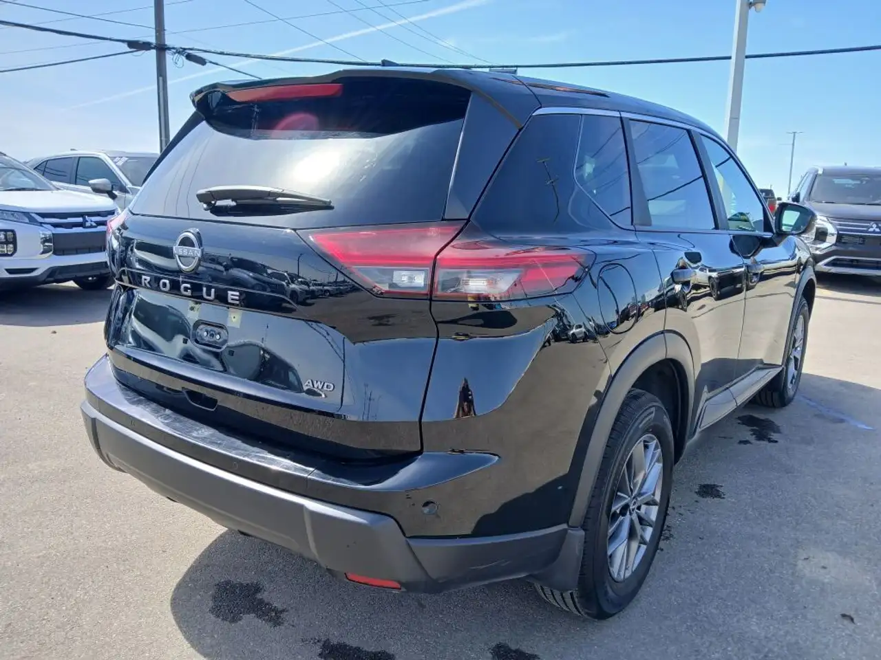 Nissan Rogue снимка Nissan Rogue
