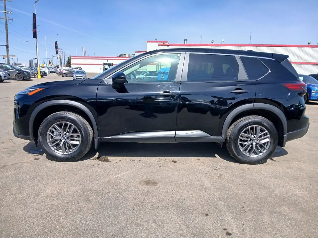 Nissan Rogue снимка Nissan Rogue