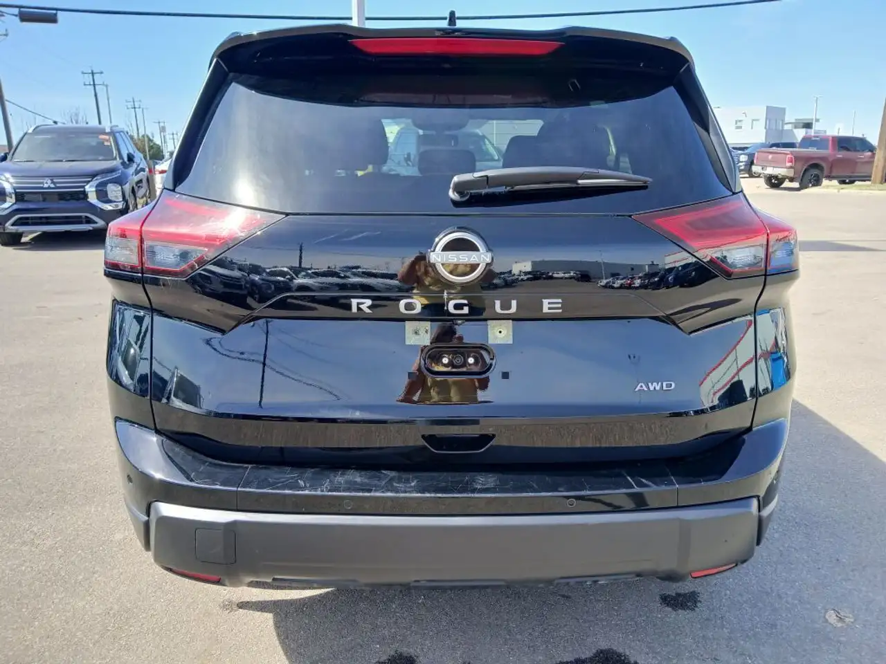 Nissan Rogue снимка Nissan Rogue