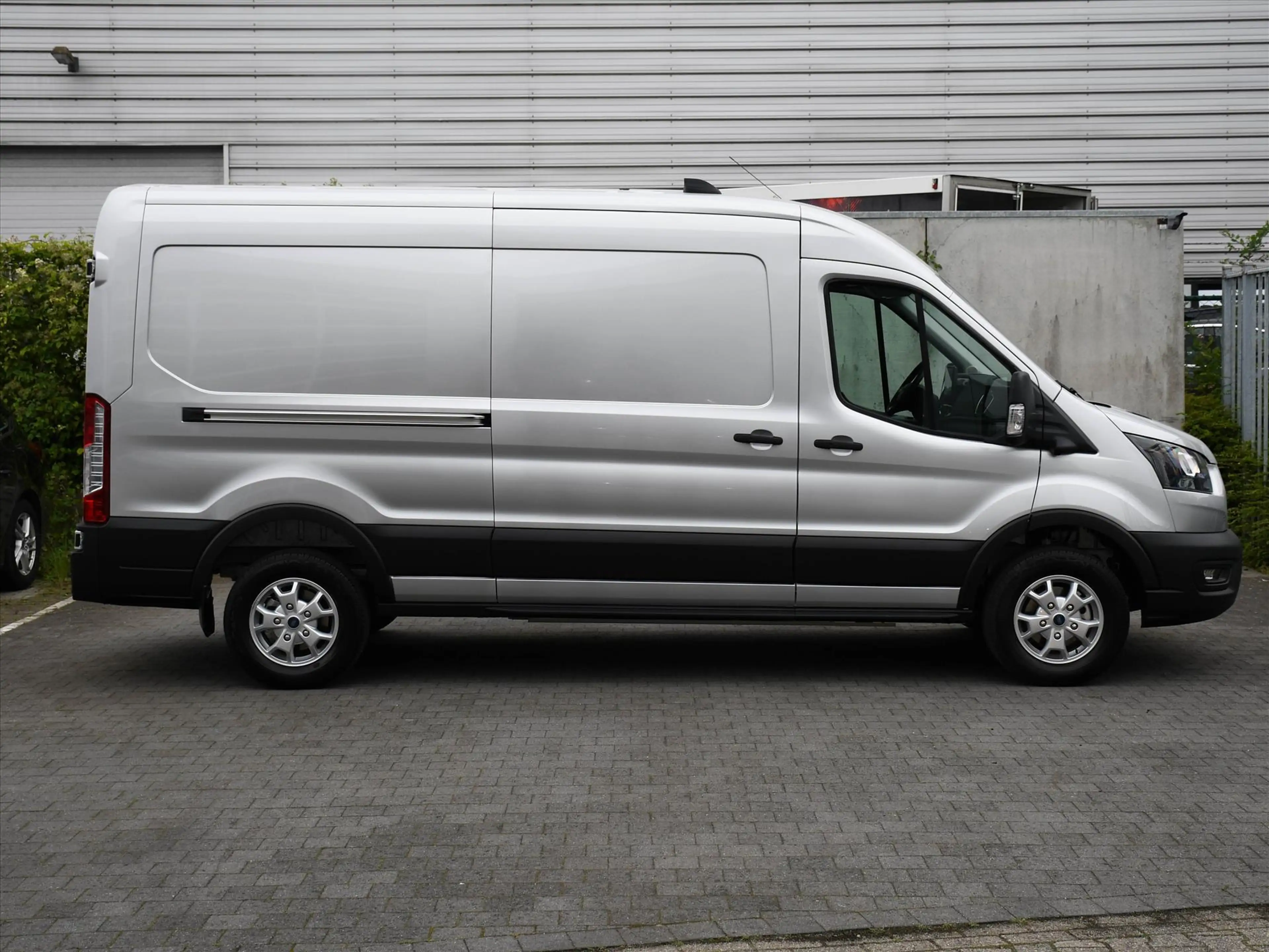 Ford E-Transit Trend GB 350 L3H2 68kWh 184pk Automaat ADAP. CRUIS — photo 3