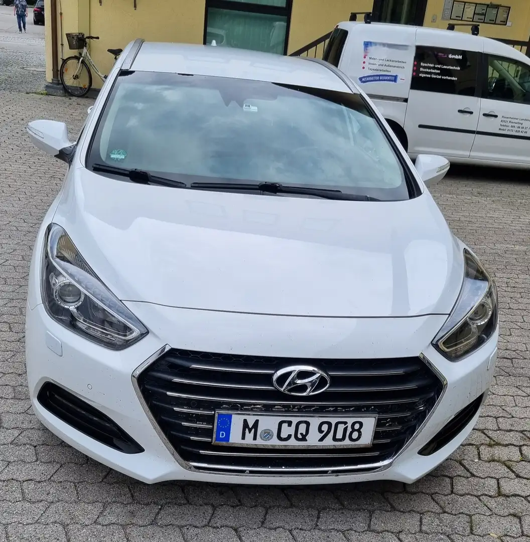 Hyundai i40 i40 Kombi blue 1.7 CRDi DCT Premium Alb - 1
