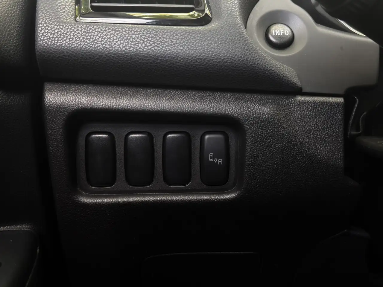 Mitsubishi RVR снимка Mitsubishi RVR