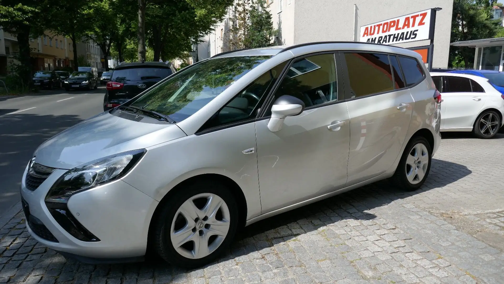 Opel Zafira C Tourer Edition PDC vo. + hi. Argent - 1