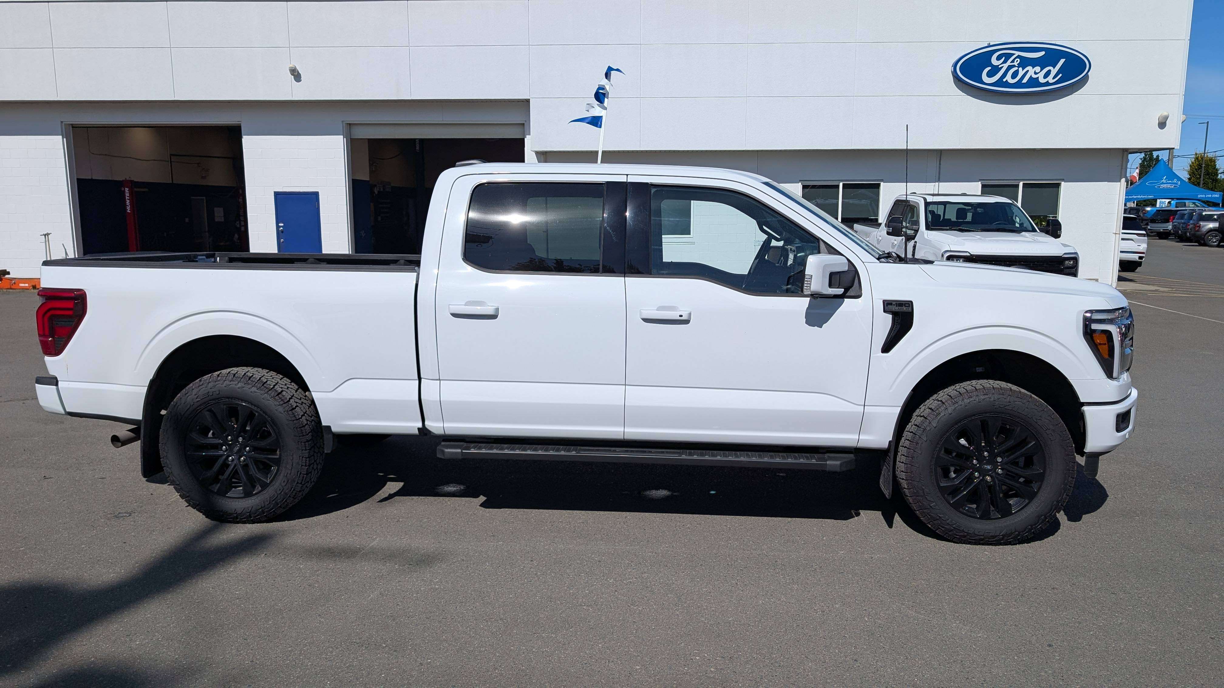 2025 Ford F-150 502A | 5.0L V8 | 157" WB Long Box | Pro Tailgate — снимка 1