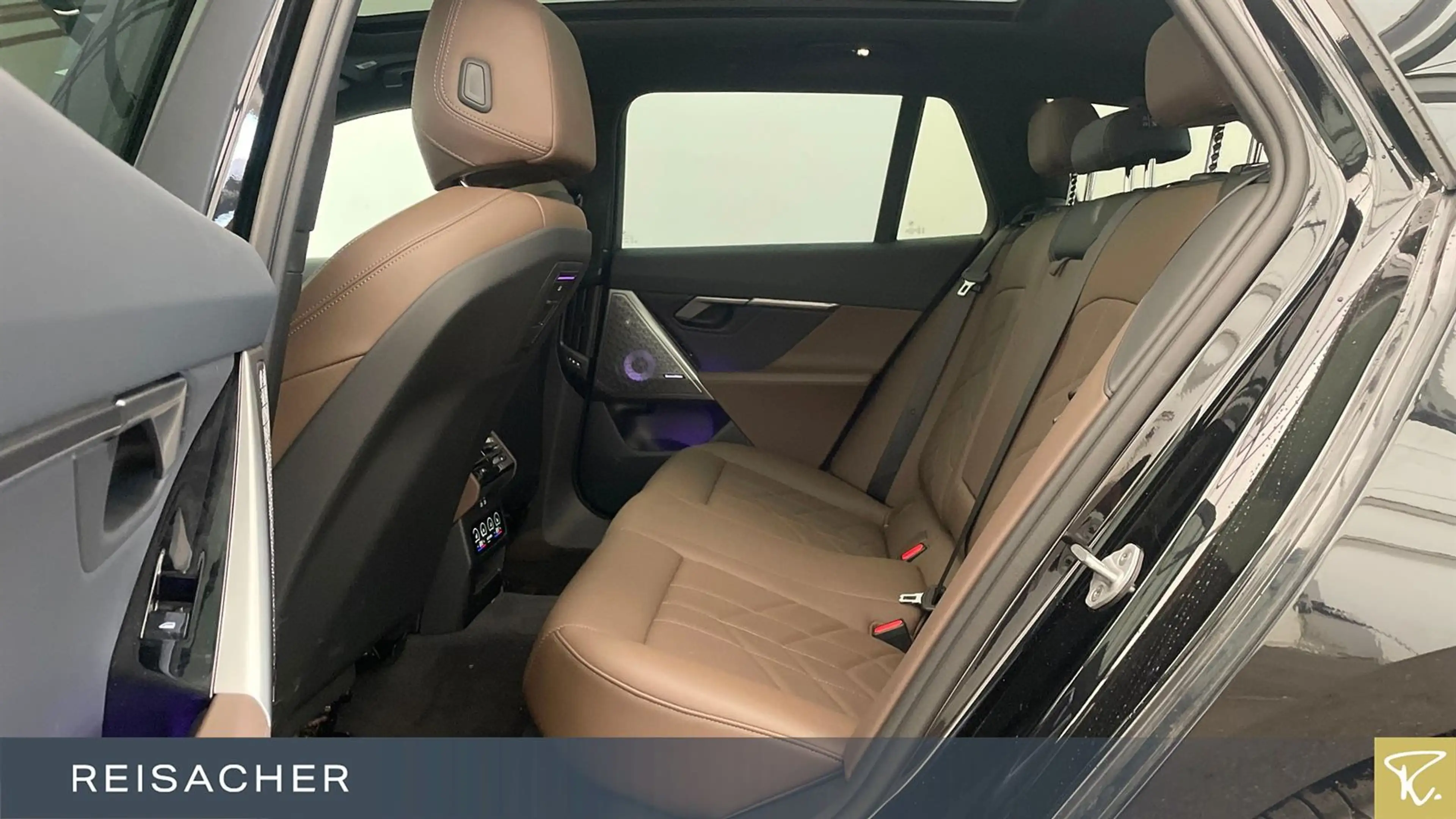 BMW 540 d A xDrive Tou M-Sport,Pano,AHK,DAProf,Autom — photo 5