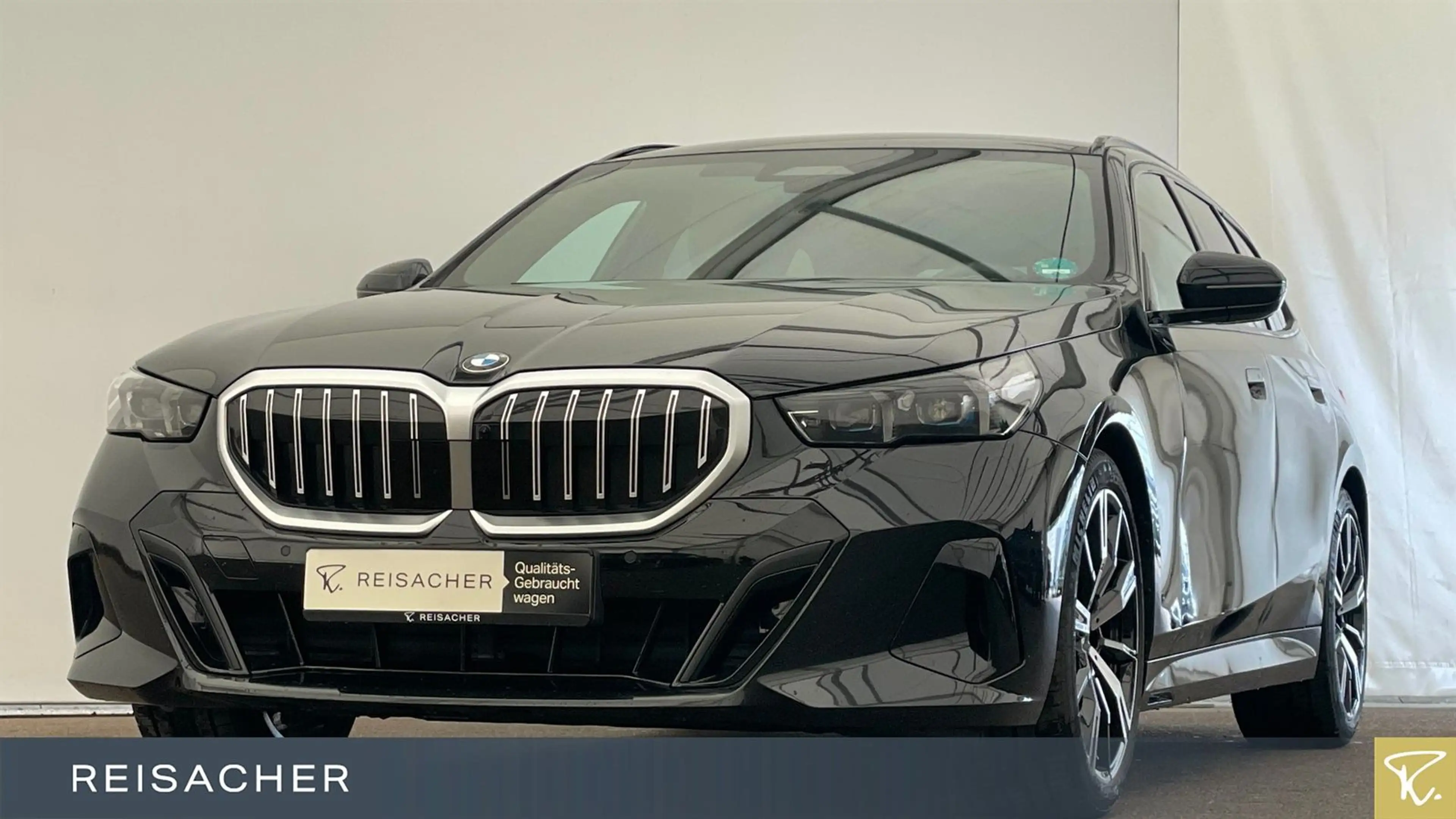 BMW 540 d A xDrive Tou M-Sport,Pano,AHK,DAProf,Autom