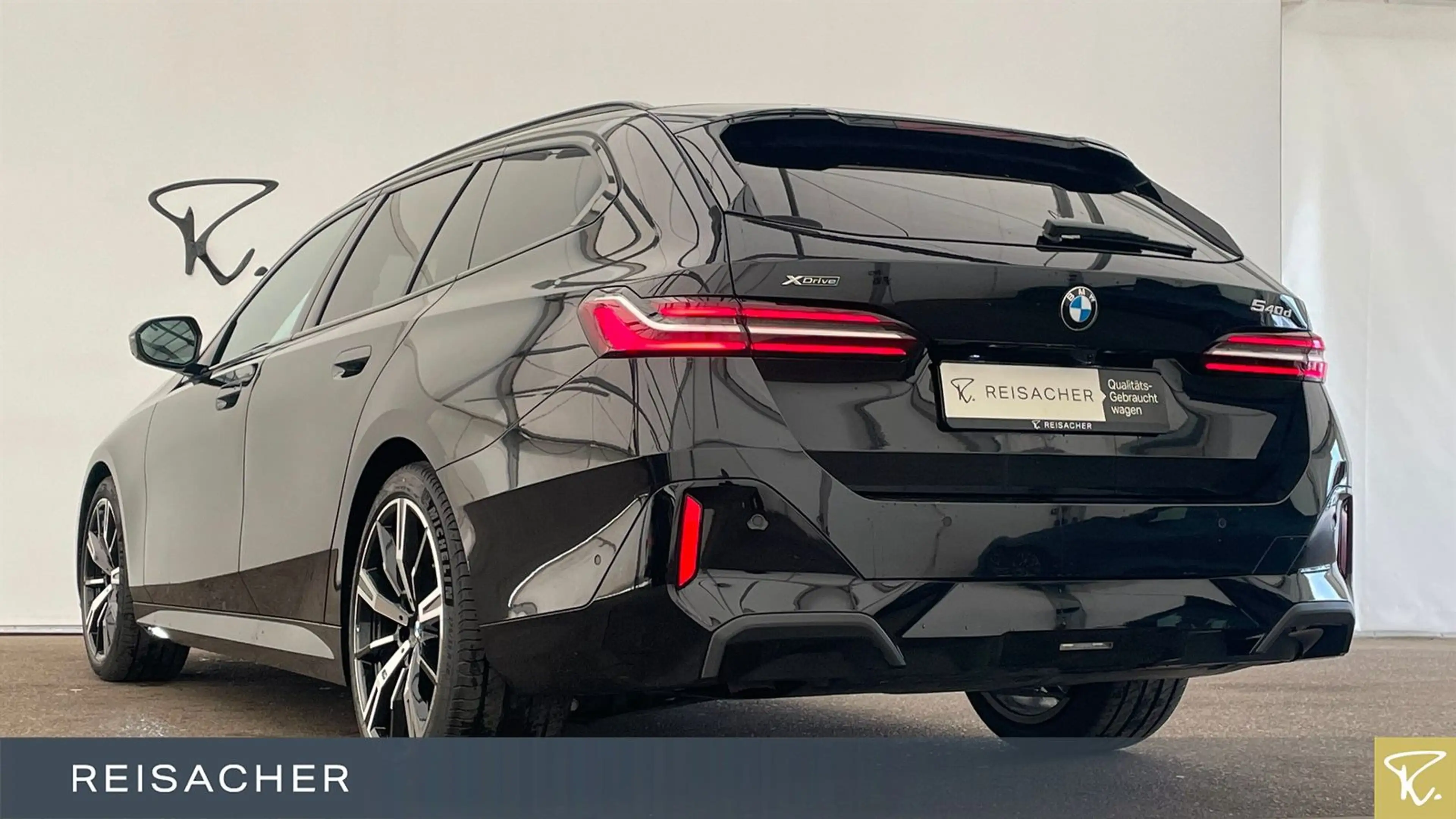 BMW 540 d A xDrive Tou M-Sport,Pano,AHK,DAProf,Autom — photo 2