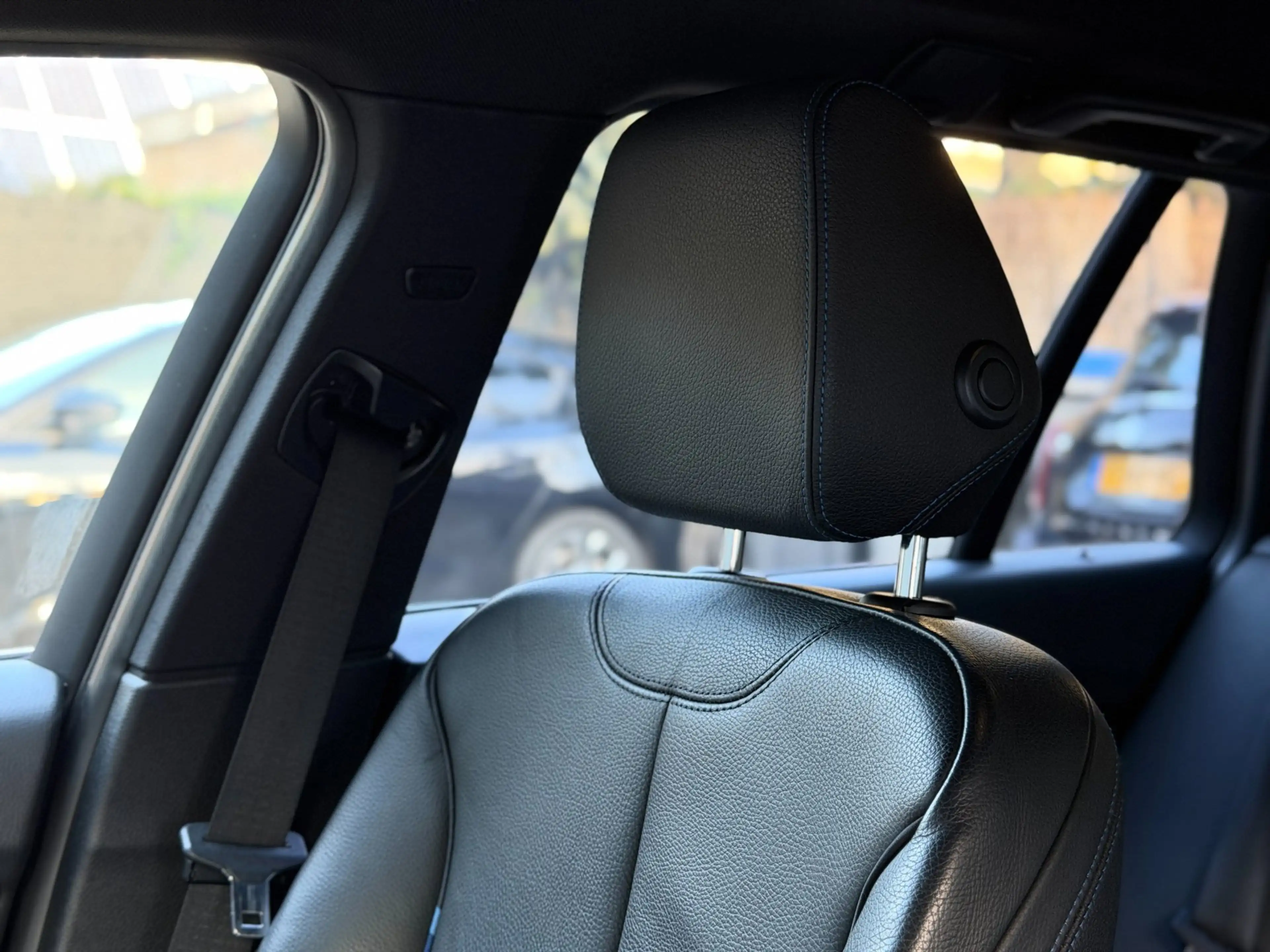 BMW 318 3-serie Touring 318i M Sport Edition | Trekhaak | — photo 40