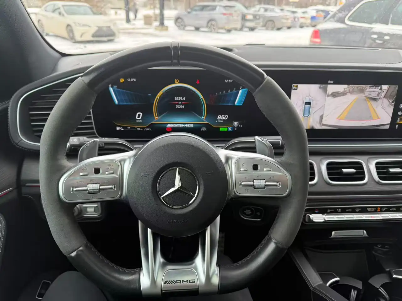 Mercedes-Benz GLE снимка Mercedes-Benz GLE
