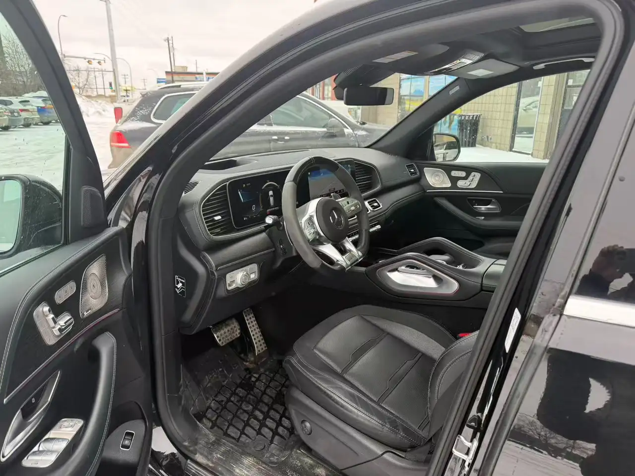 Mercedes-Benz GLE снимка Mercedes-Benz GLE