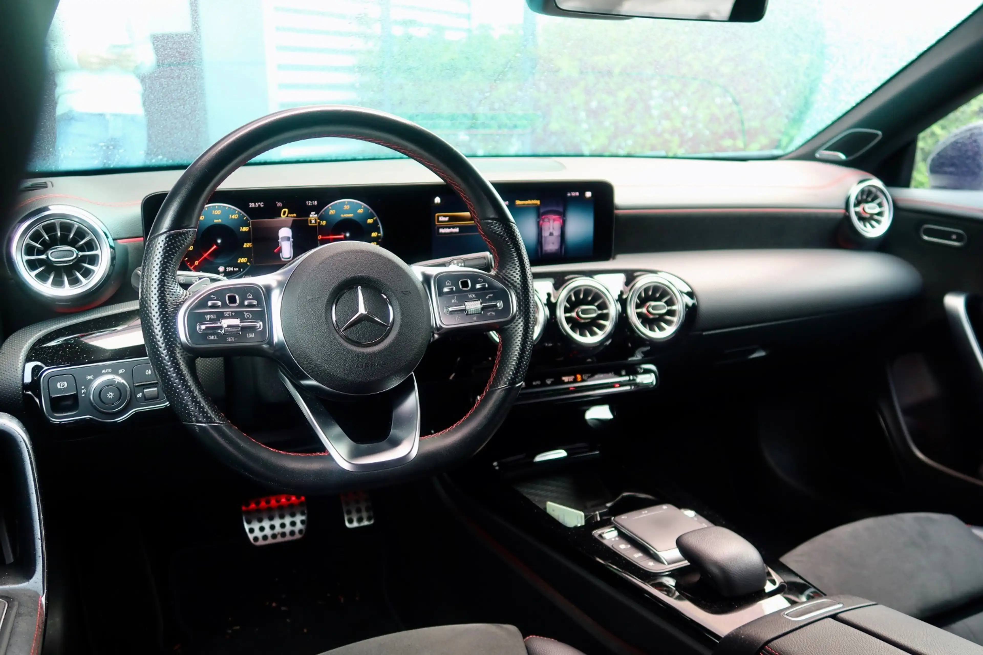 Mercedes-Benz CLA 250 E AMG | Burmester | Memory | Sfeer | 45 Look — photo 3