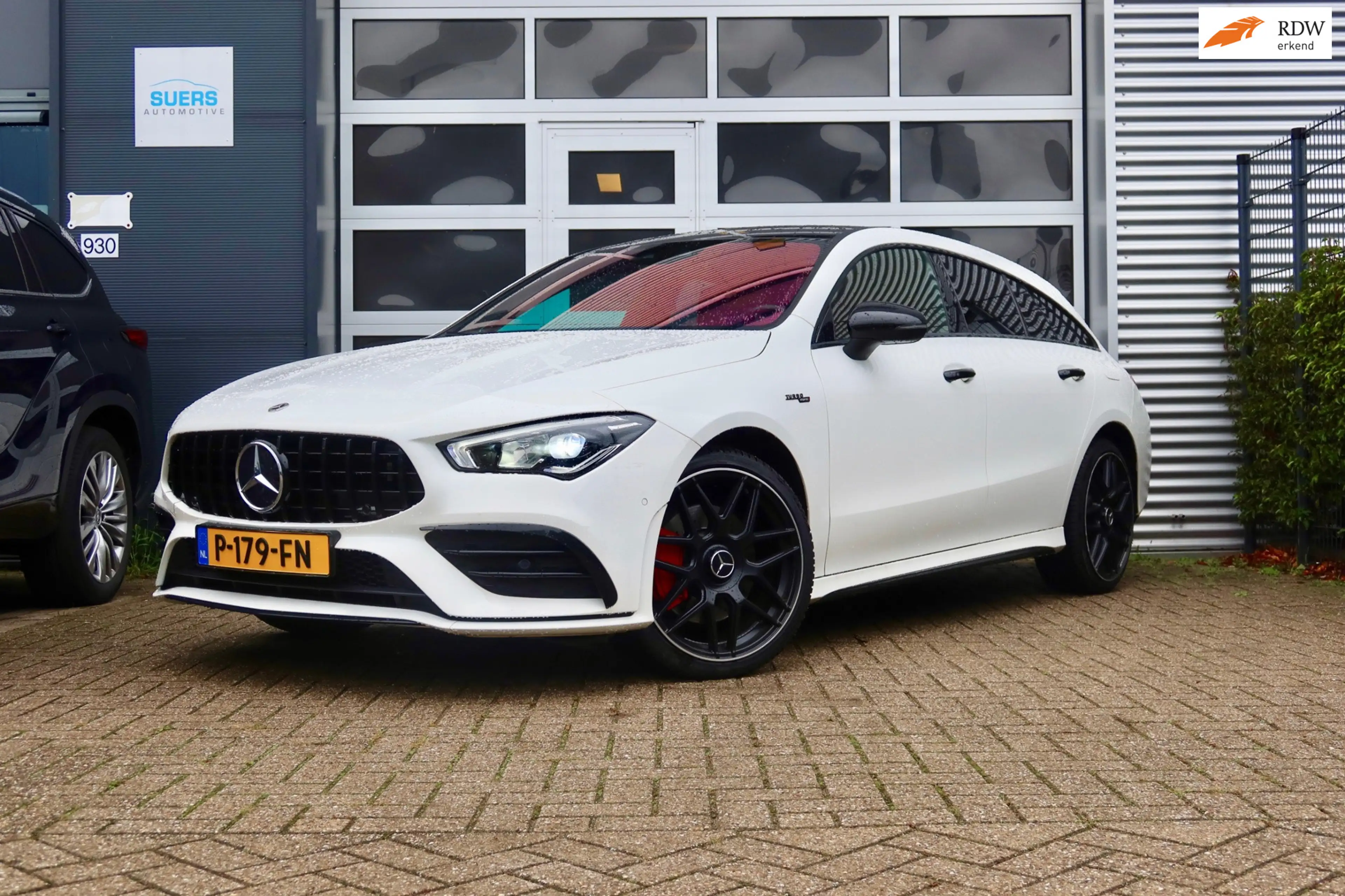 Mercedes-Benz CLA 250 E AMG | Burmester | Memory | Sfeer | 45 Look