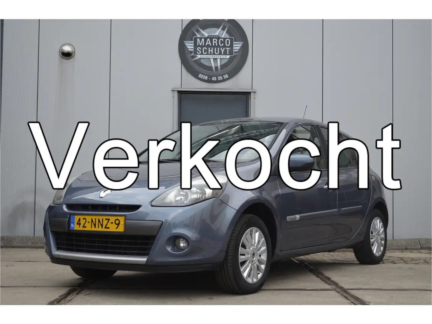 Renault Clio 1.2 Collection Bleu - 1