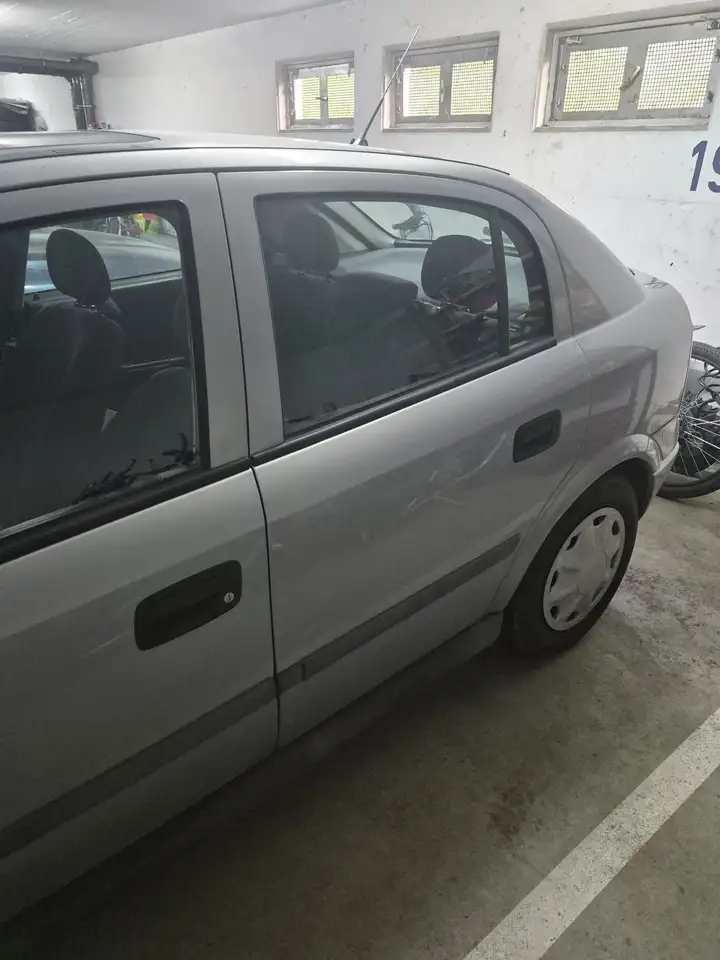 Opel Astra 1.6 Selection Comfort, foto 2