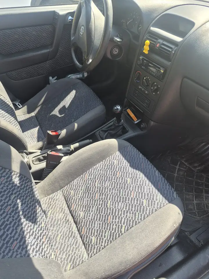 Opel Astra 1.6 Selection Comfort, foto 6