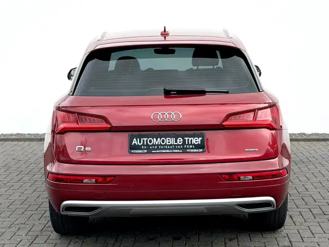 Audi Q5 view 6