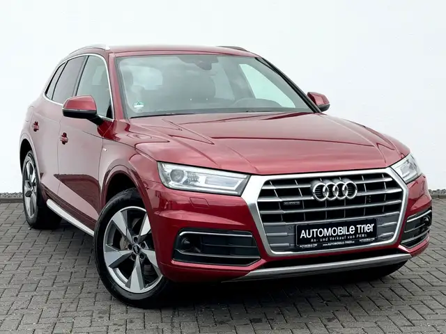 Audi Q5 view 3