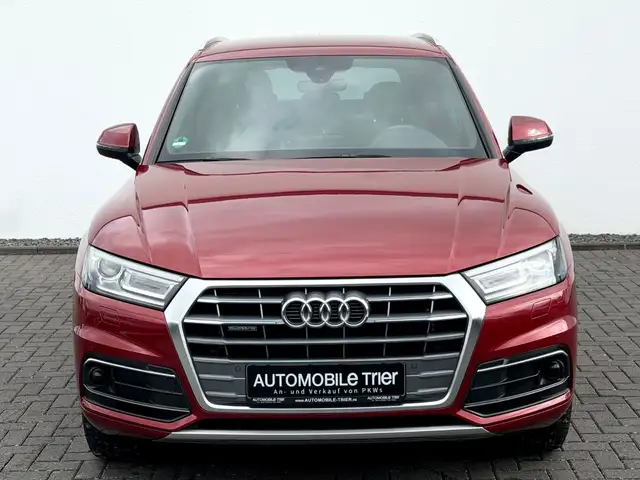 Audi Q5 view 2