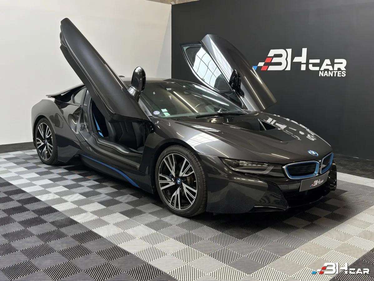BMW i8