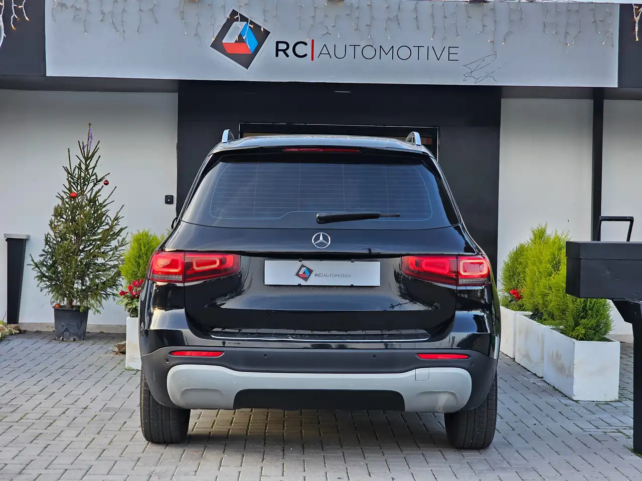 Mercedes-Benz GLB 180 D Business 5