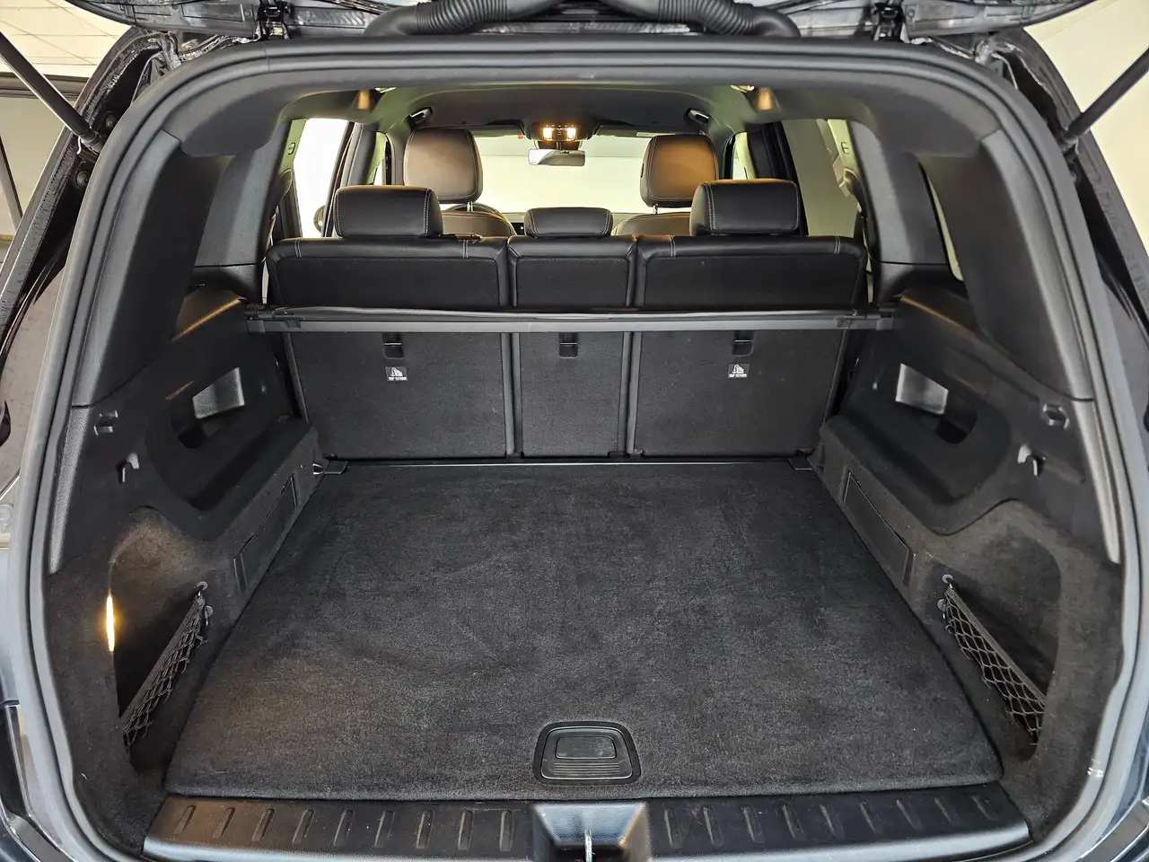 Mercedes-Benz GLB 180 D Business 6