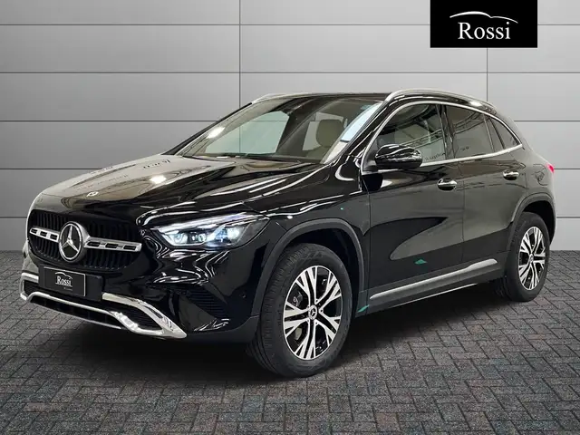 Mercedes-Benz GLA 200 d Automatic