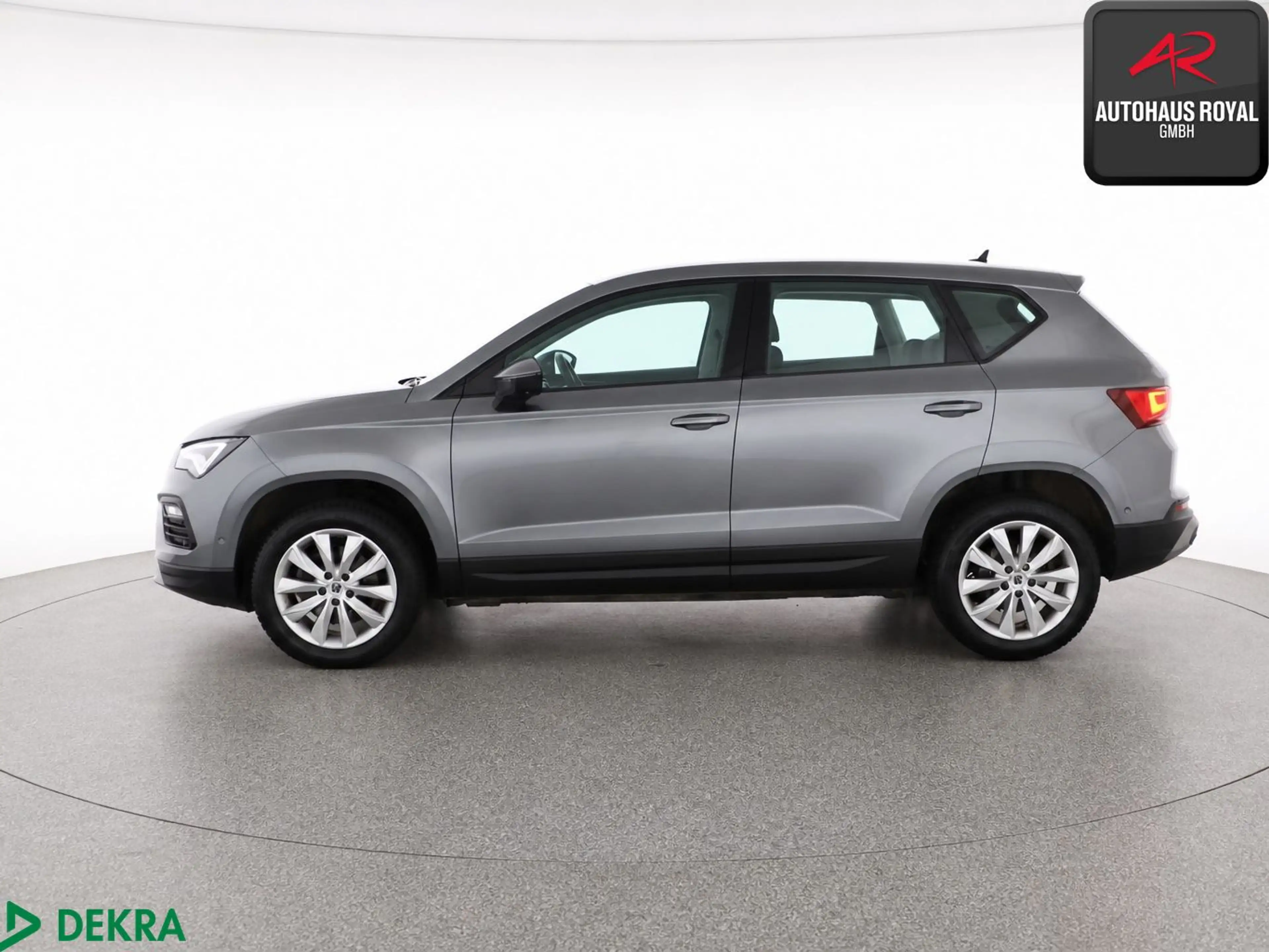 SEAT Ateca 2.0 TDI STYLE KEYLESS,KAMERA,AMBIENTE,1.HD — photo 2