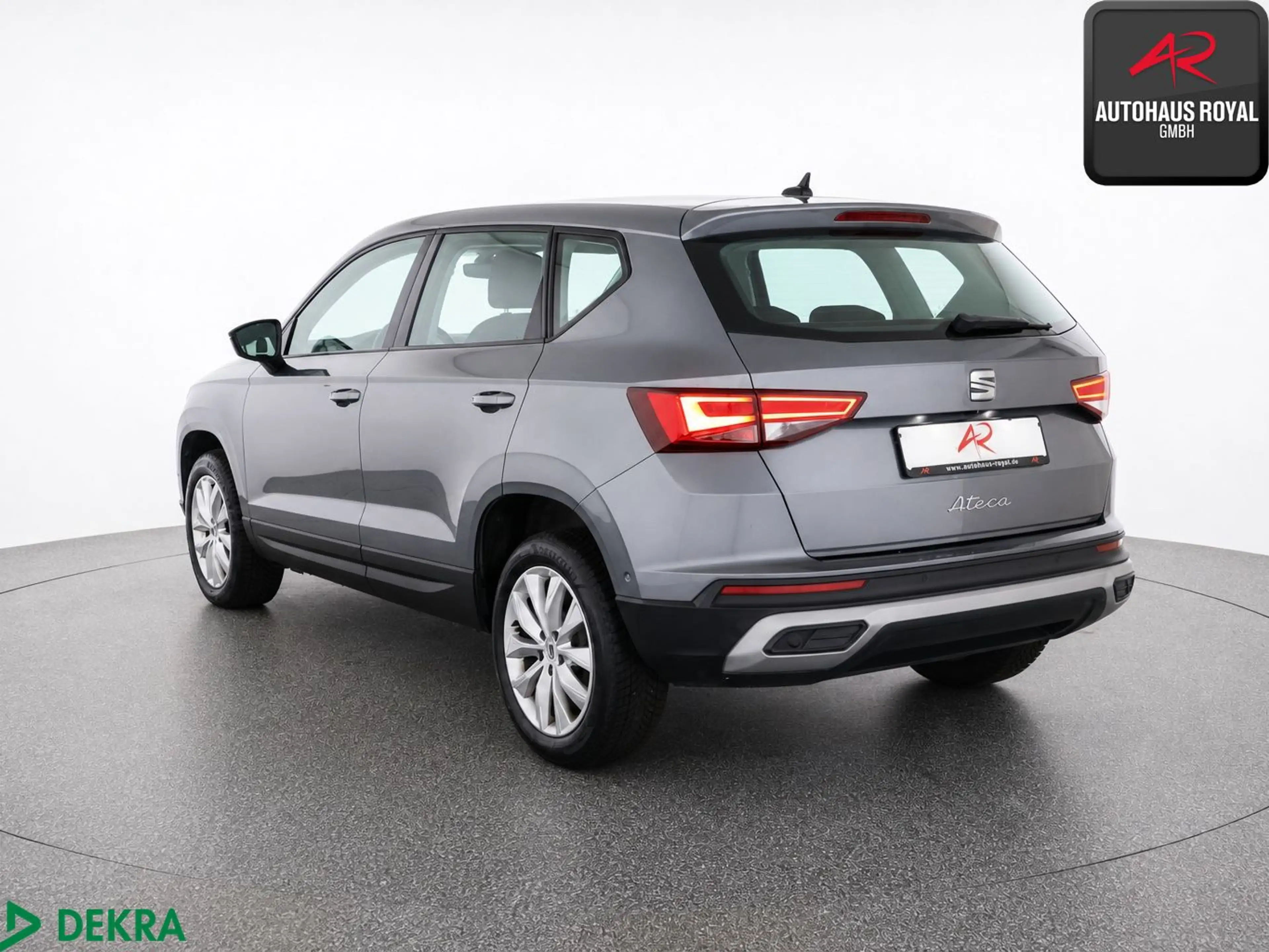 SEAT Ateca 2.0 TDI STYLE KEYLESS,KAMERA,AMBIENTE,1.HD — photo 3