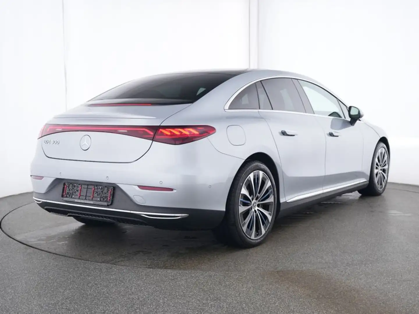 Mercedes-Benz EQE 300 Electric Art/Advanced/Digital/Panorama-D Silber - 2