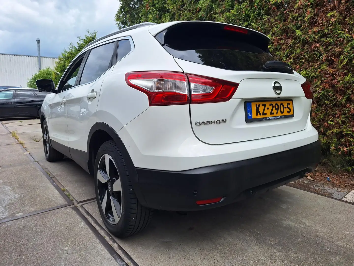 Nissan Qashqai 1.2 N-Vision Wit - 2