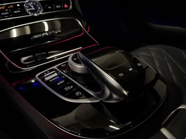 Mercedes-Benz CLS 450 4Matic*DESIGNO*BURM.*360°*MASSAGE*LUFT*HUD Ansicht 32