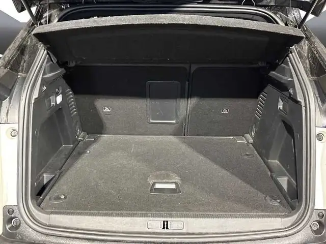 Peugeot 3008 view 7