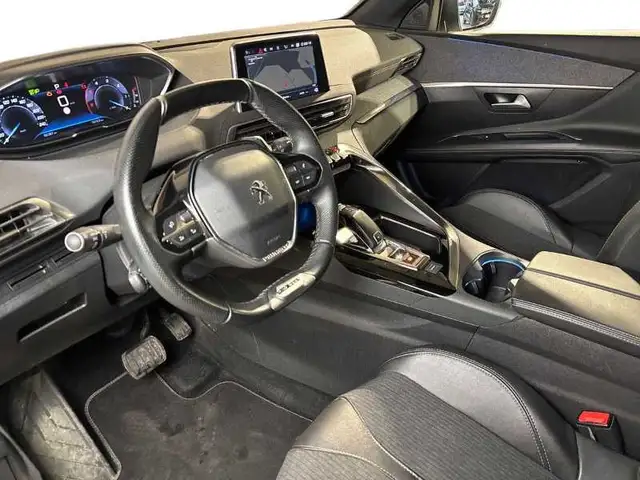 Peugeot 3008 view 11