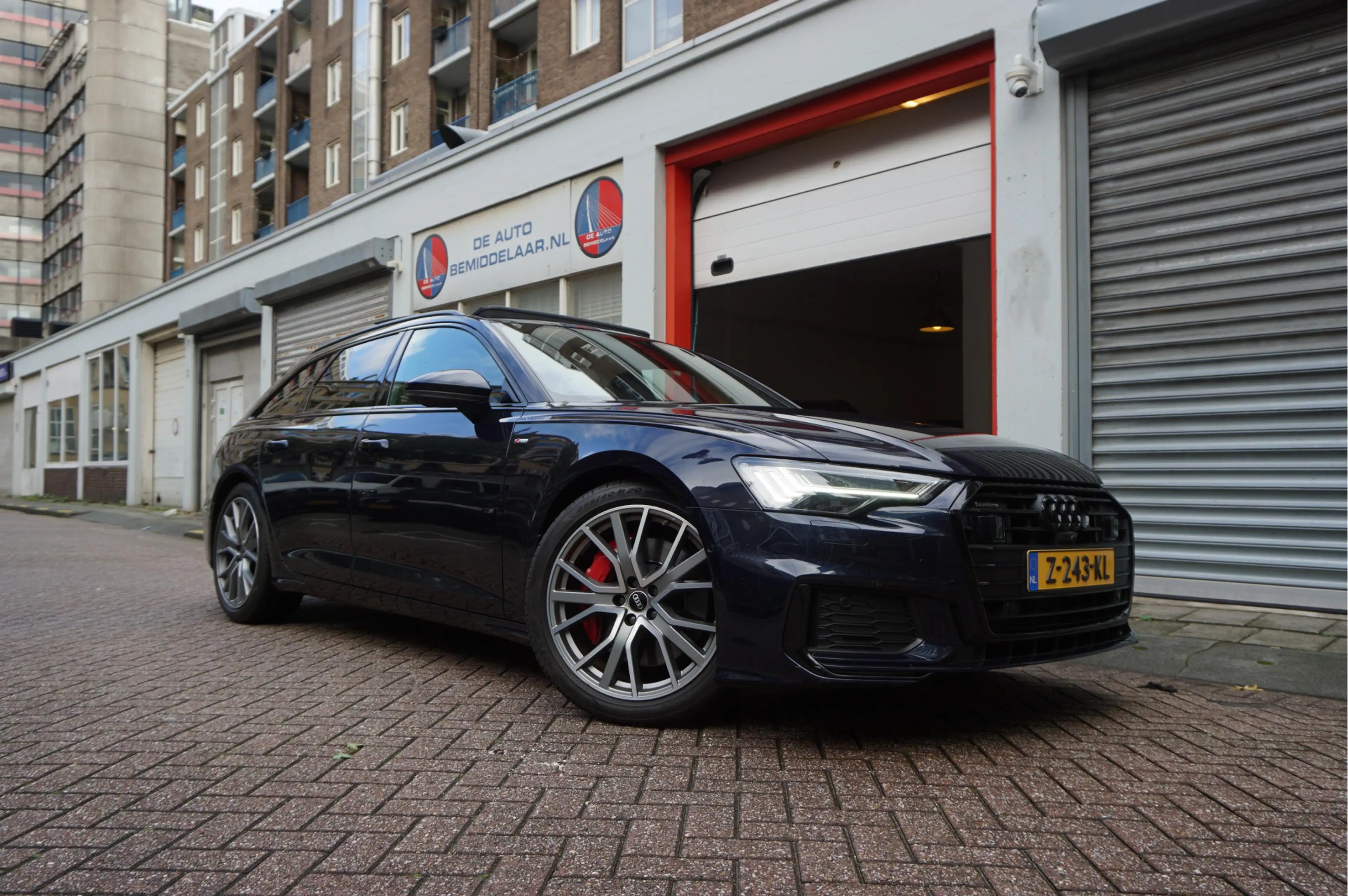 Audi A6 Avant 55 TFSI e quattro Pro Line S Competition Aut — photo 3