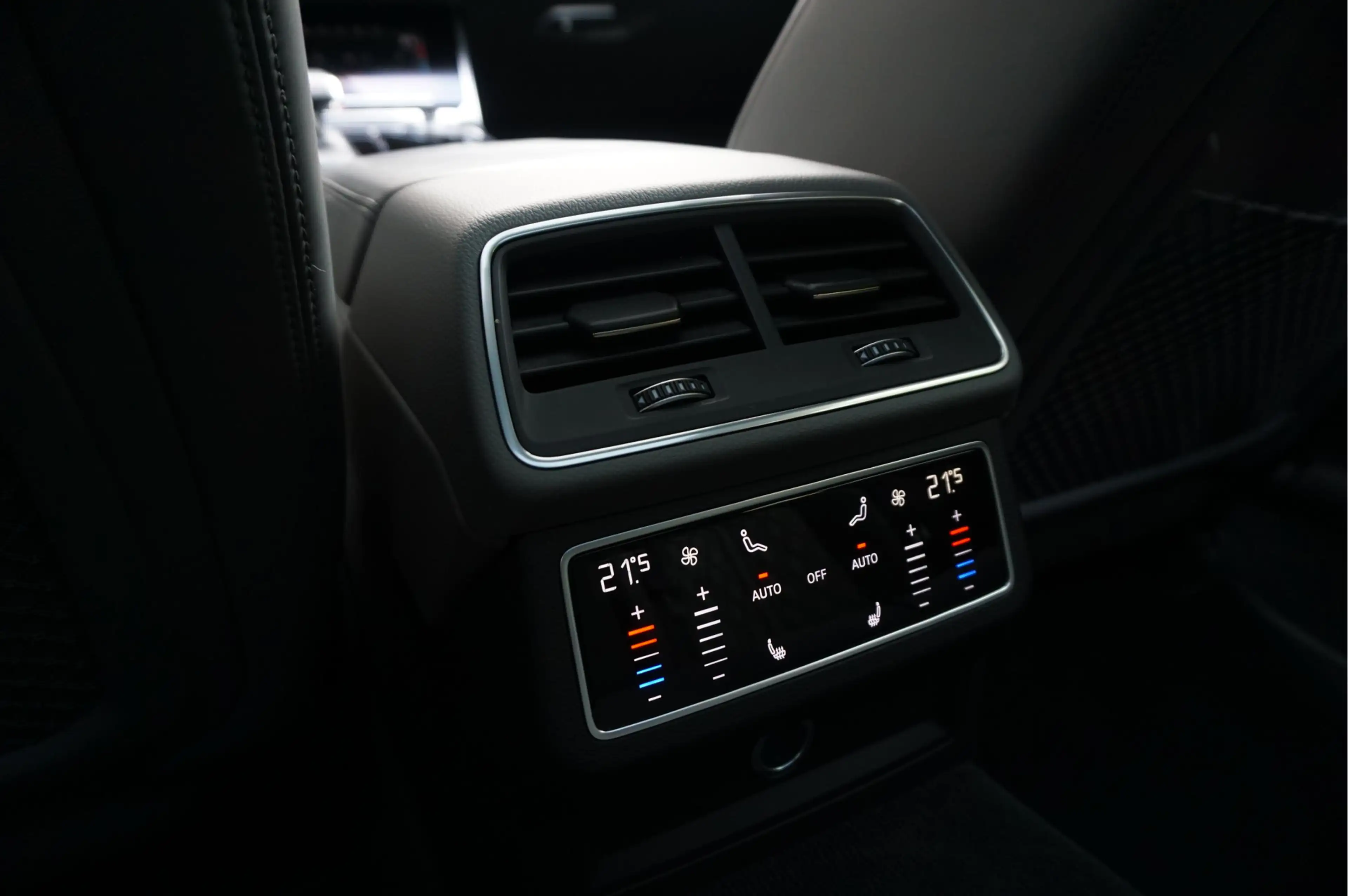 Audi A6 Avant 55 TFSI e quattro Pro Line S Competition Aut — photo 18