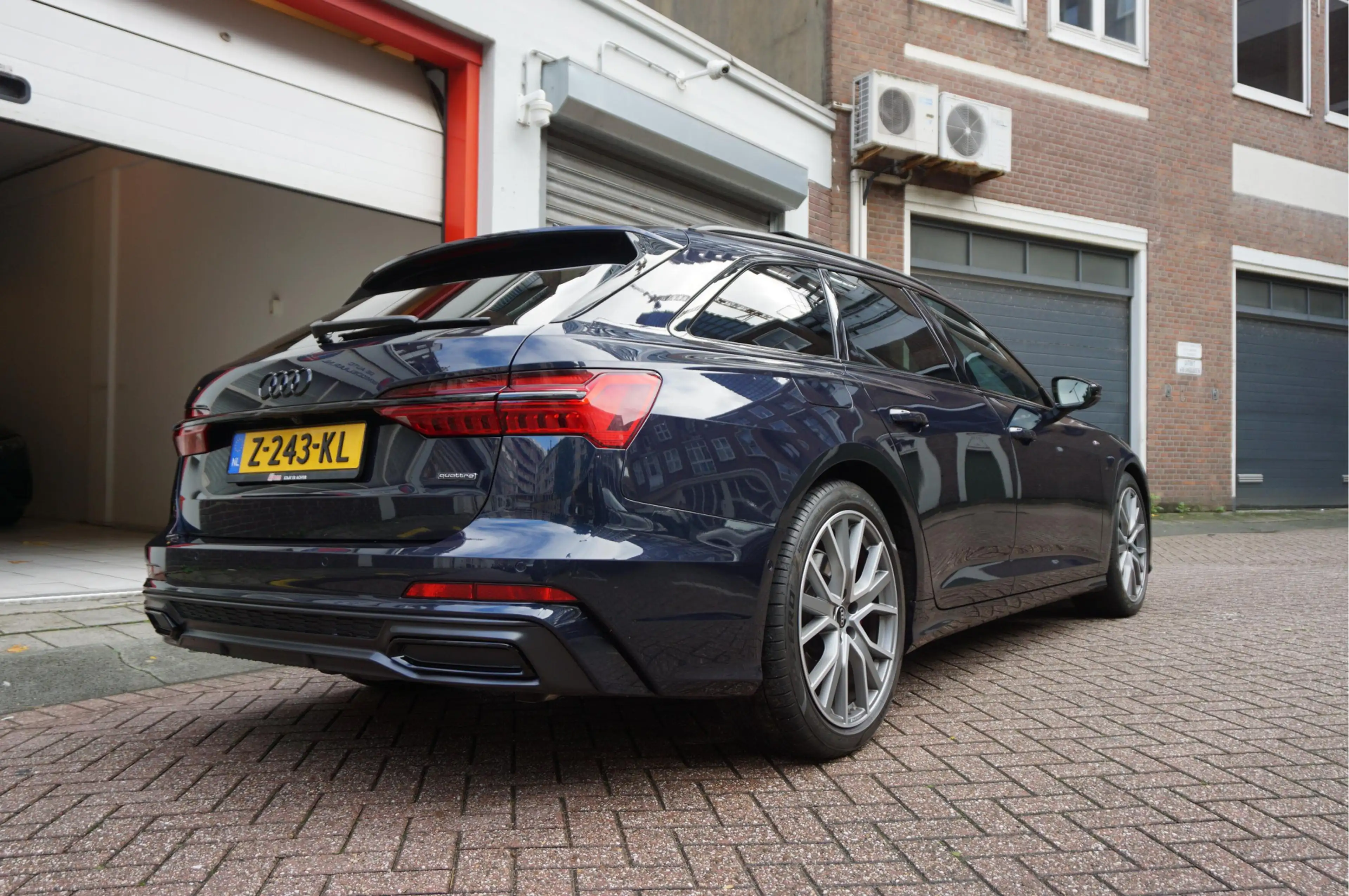 Audi A6 Avant 55 TFSI e quattro Pro Line S Competition Aut — photo 5