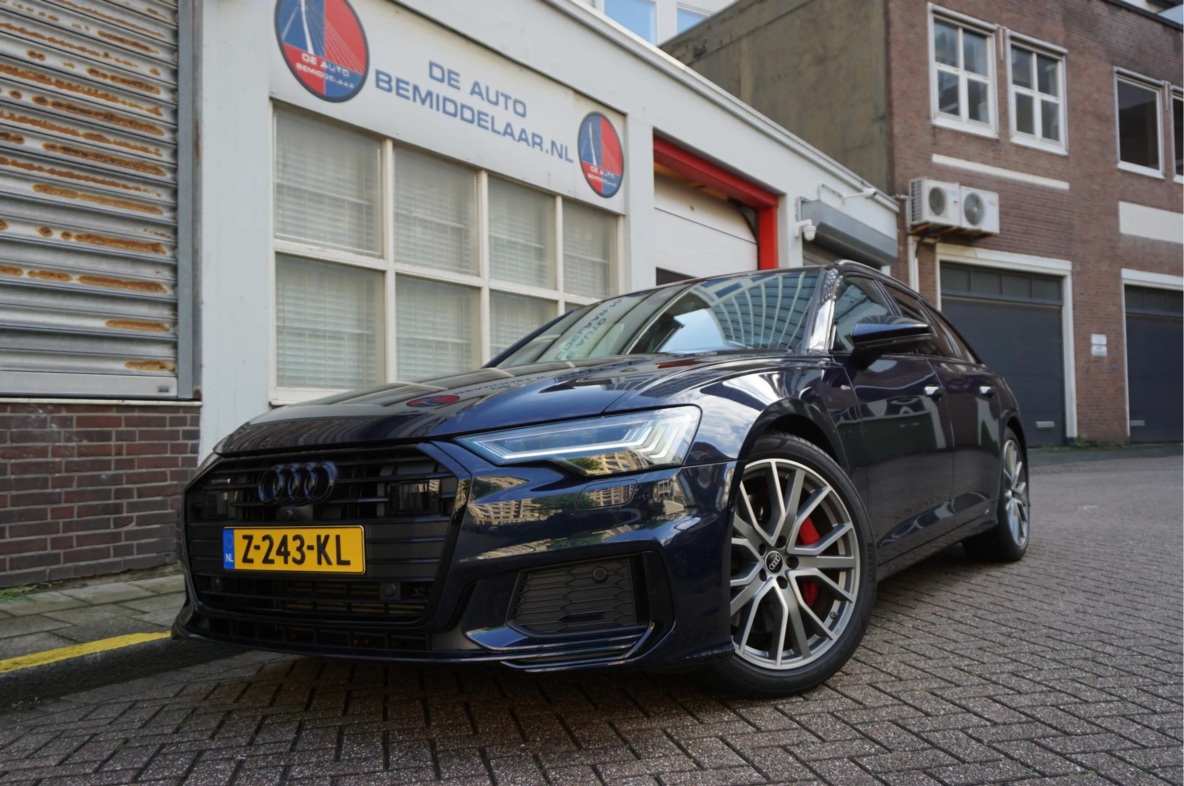 Audi A6 Avant 55 TFSI e quattro Pro Line S Competition Aut — photo 44
