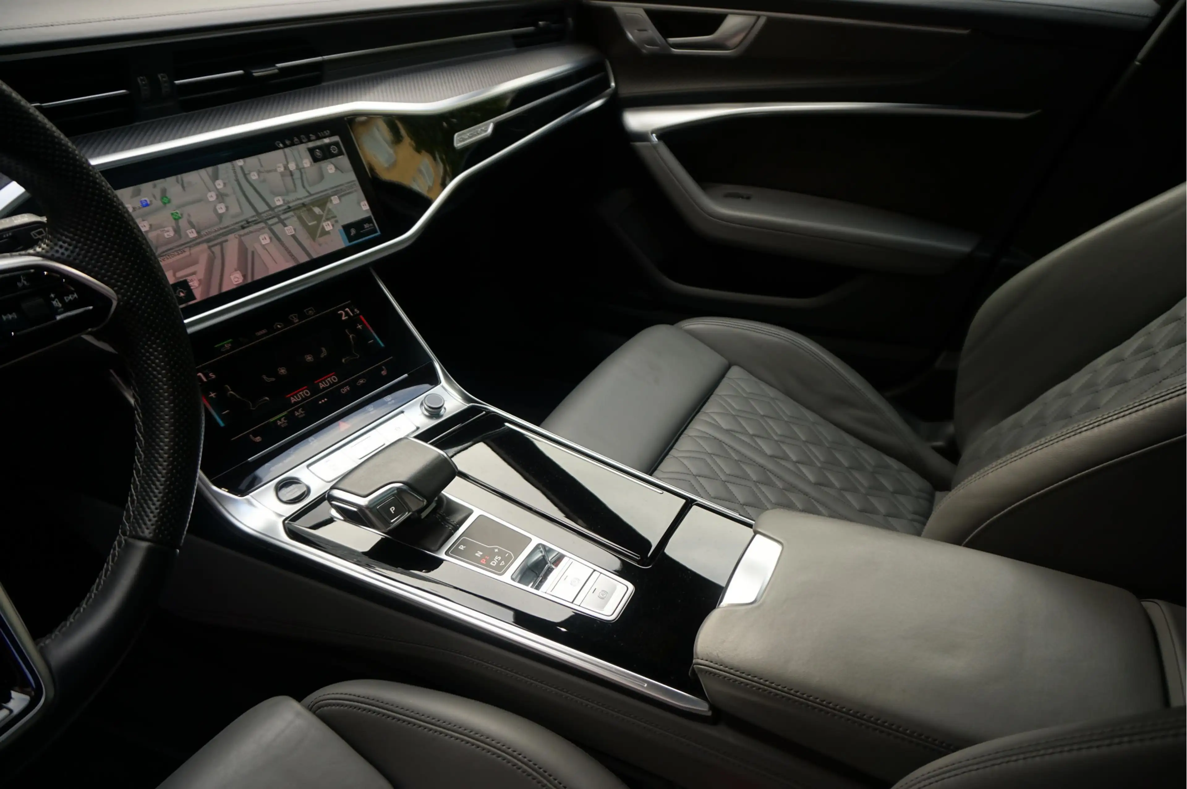 Audi A6 Avant 55 TFSI e quattro Pro Line S Competition Aut — photo 23