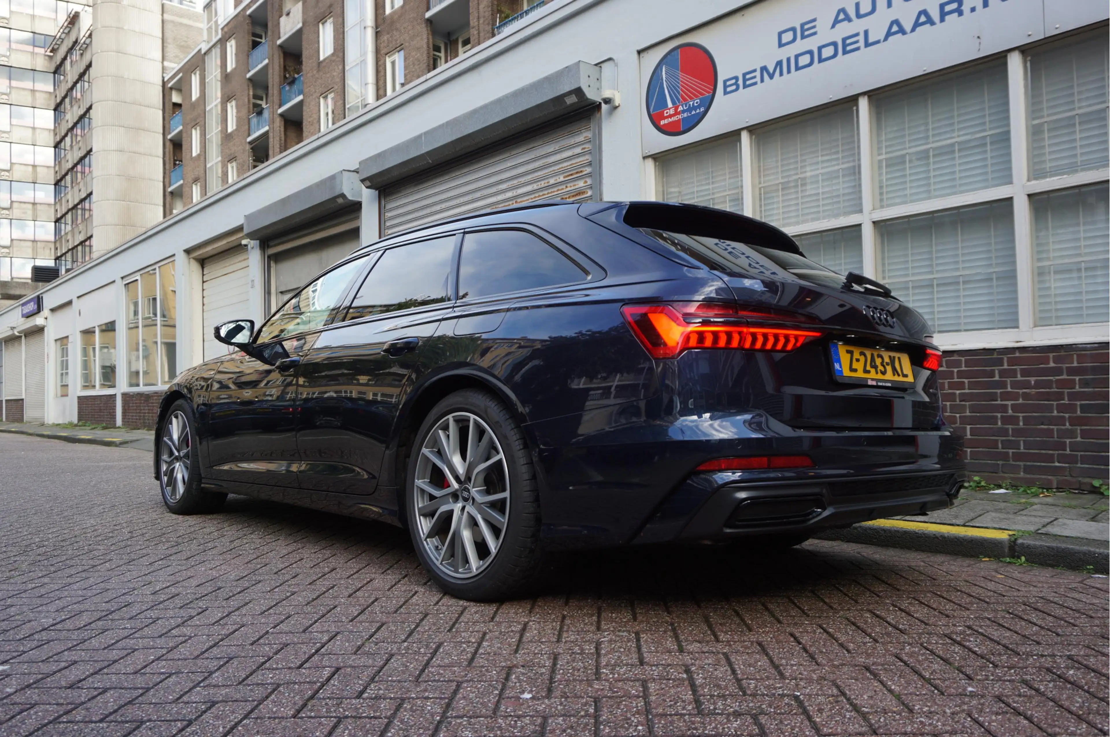 Audi A6 Avant 55 TFSI e quattro Pro Line S Competition Aut — photo 48