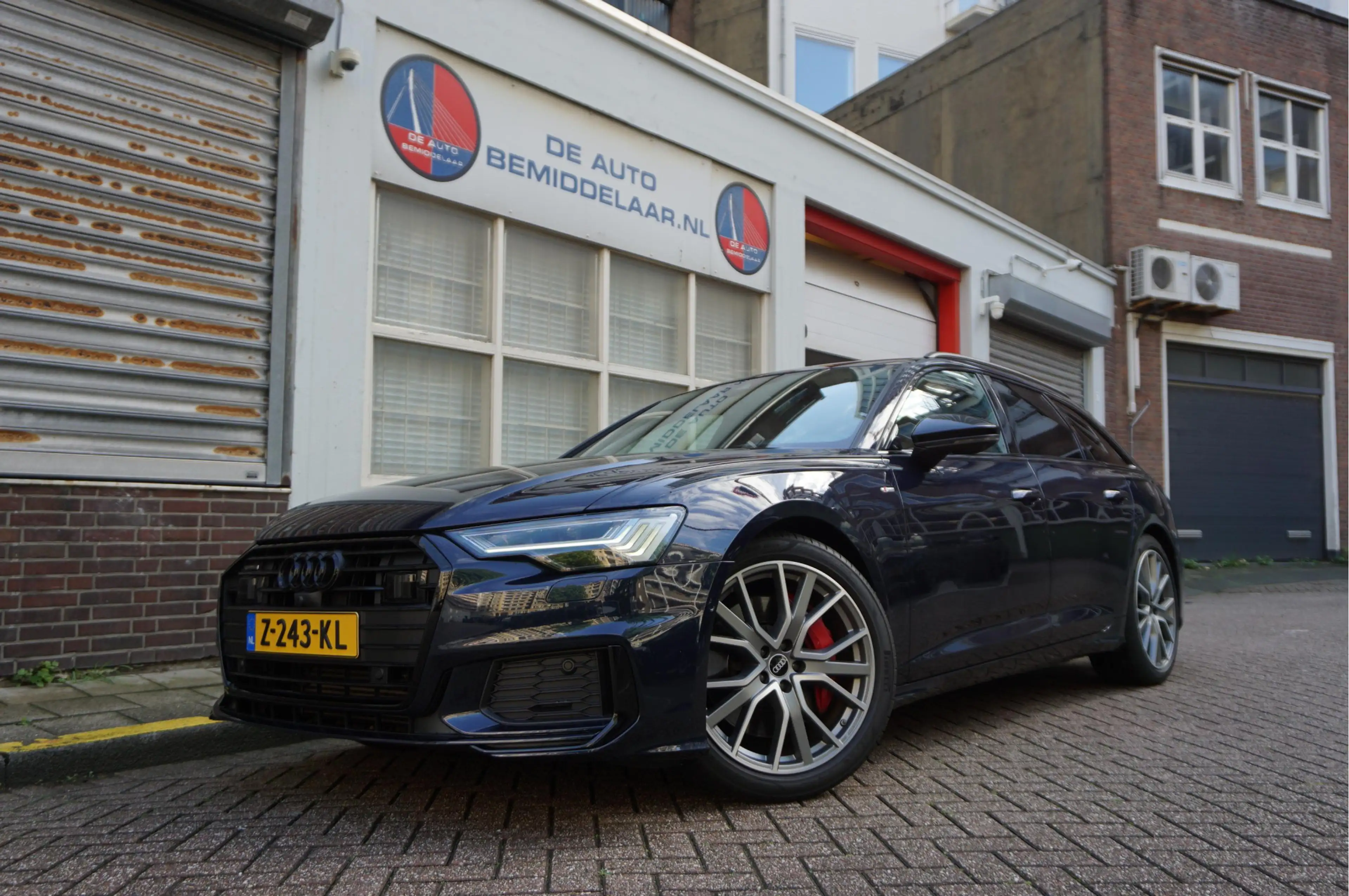 Audi A6 Avant 55 TFSI e quattro Pro Line S Competition Aut — photo 46