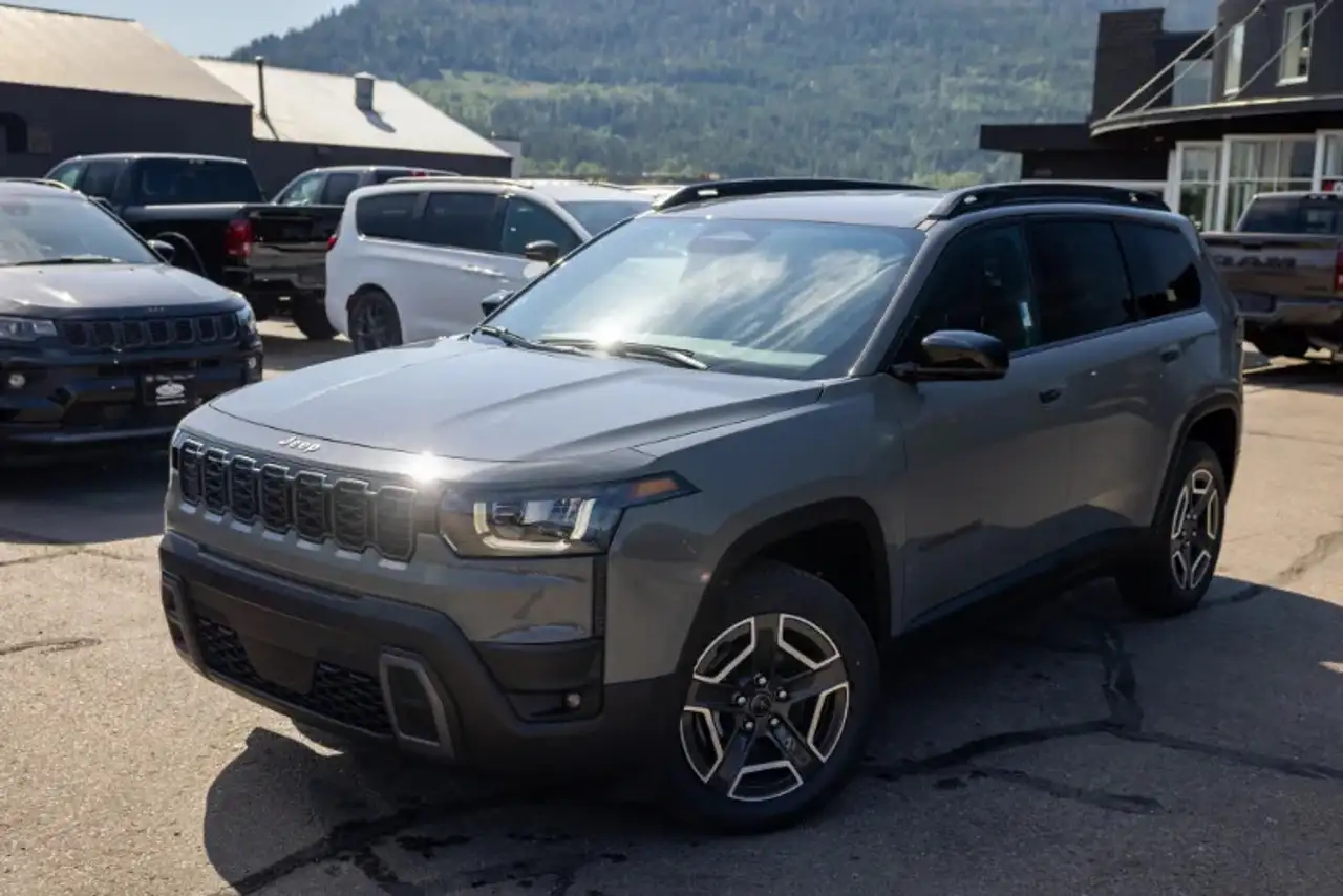 Jeep Cherokee снимка Jeep Cherokee
